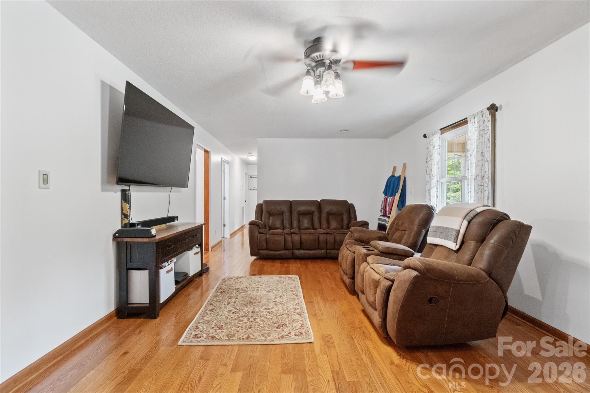 229 Oakridge Road — Stanley