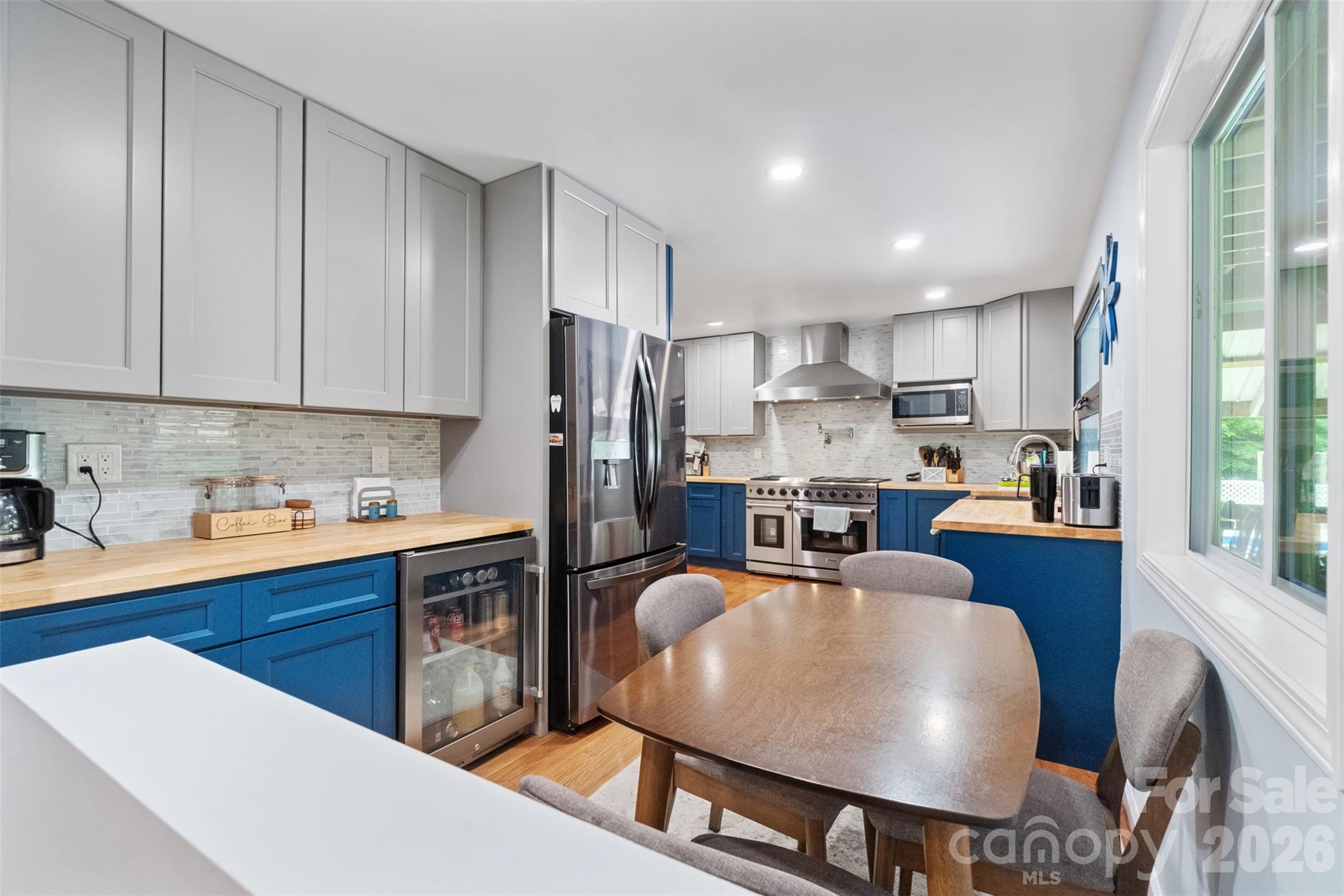 229 Oakridge Road — Stanley