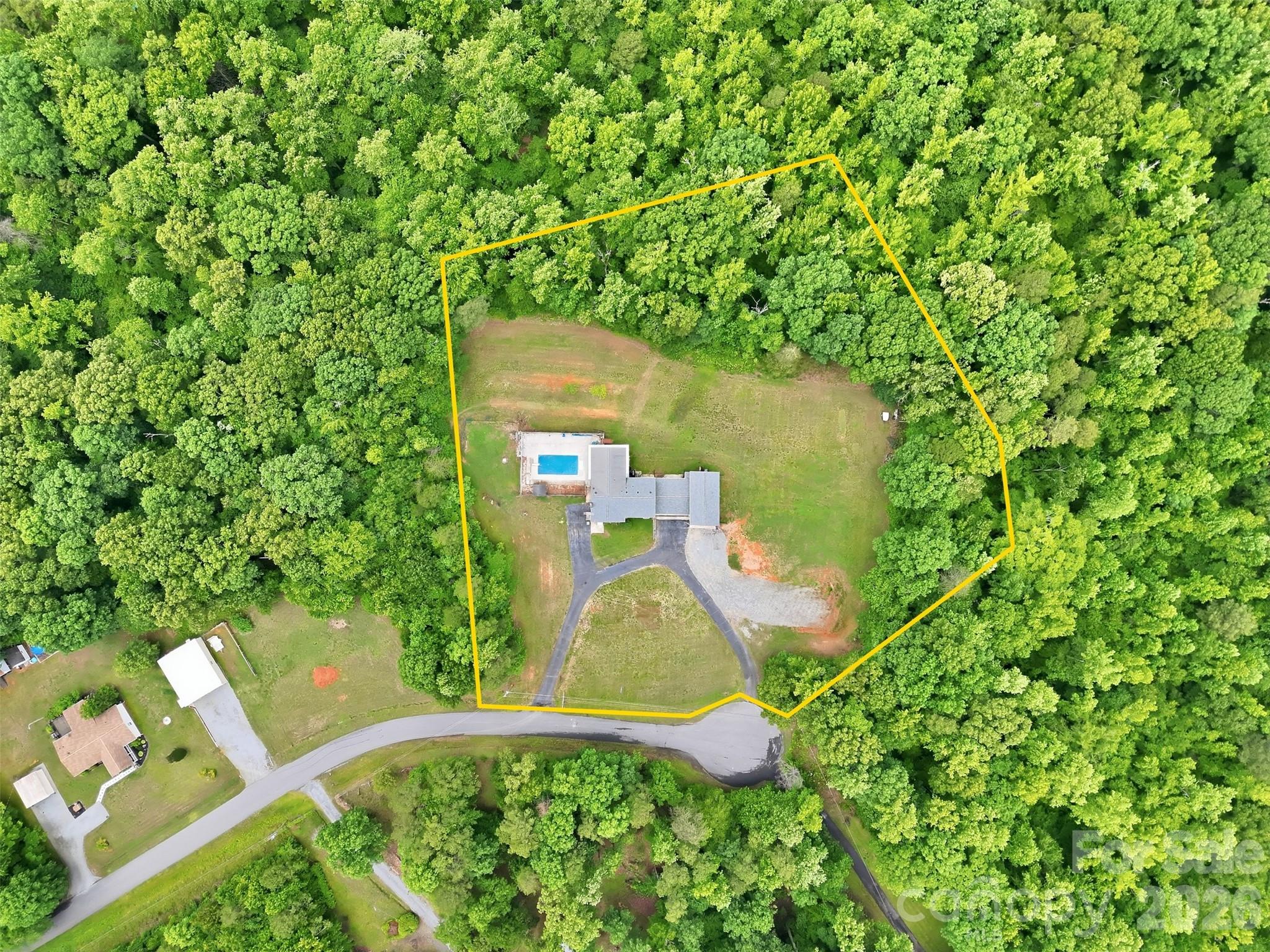 229 Oakridge Road — Stanley