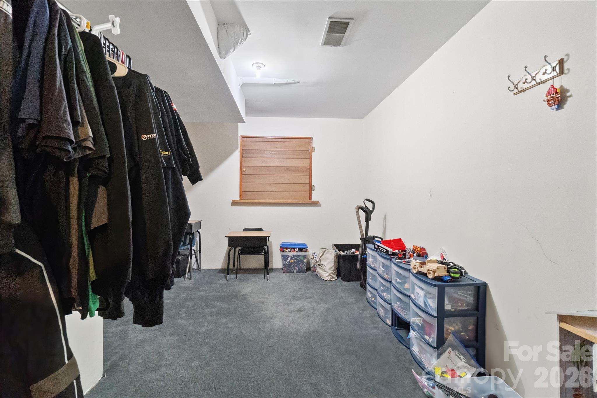 229 Oakridge Road — Stanley