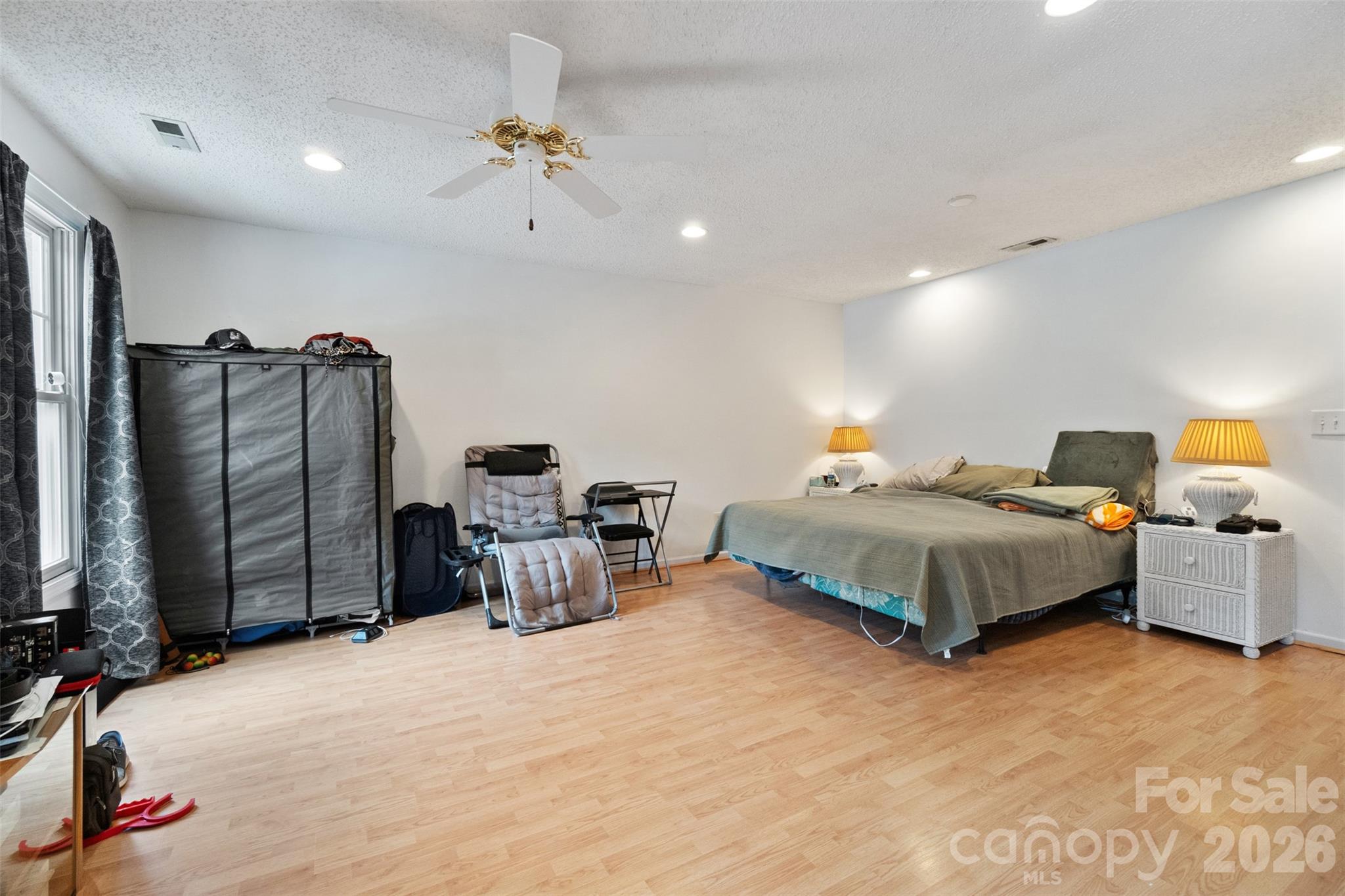 229 Oakridge Road — Stanley