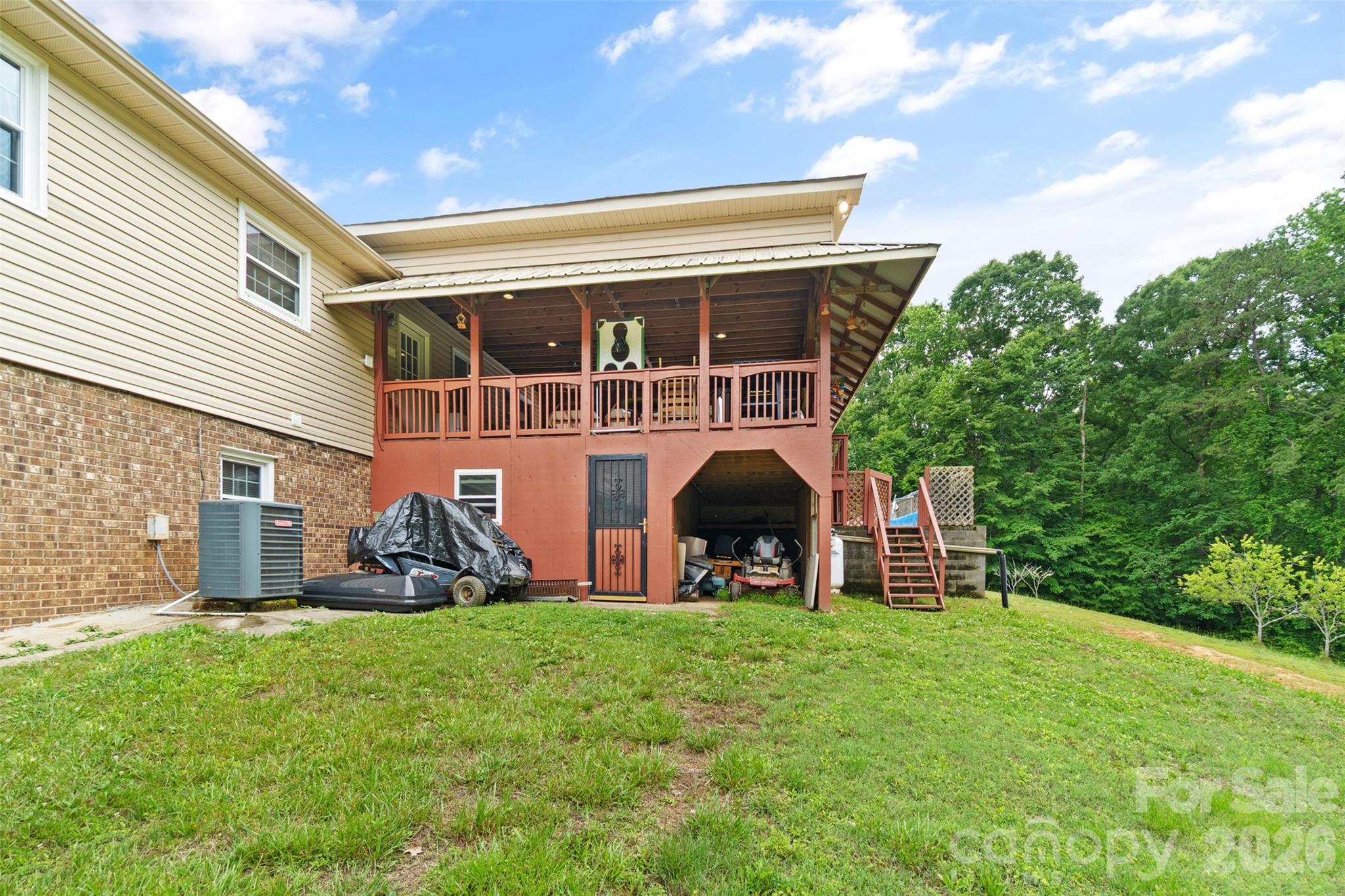 229 Oakridge Road — Stanley