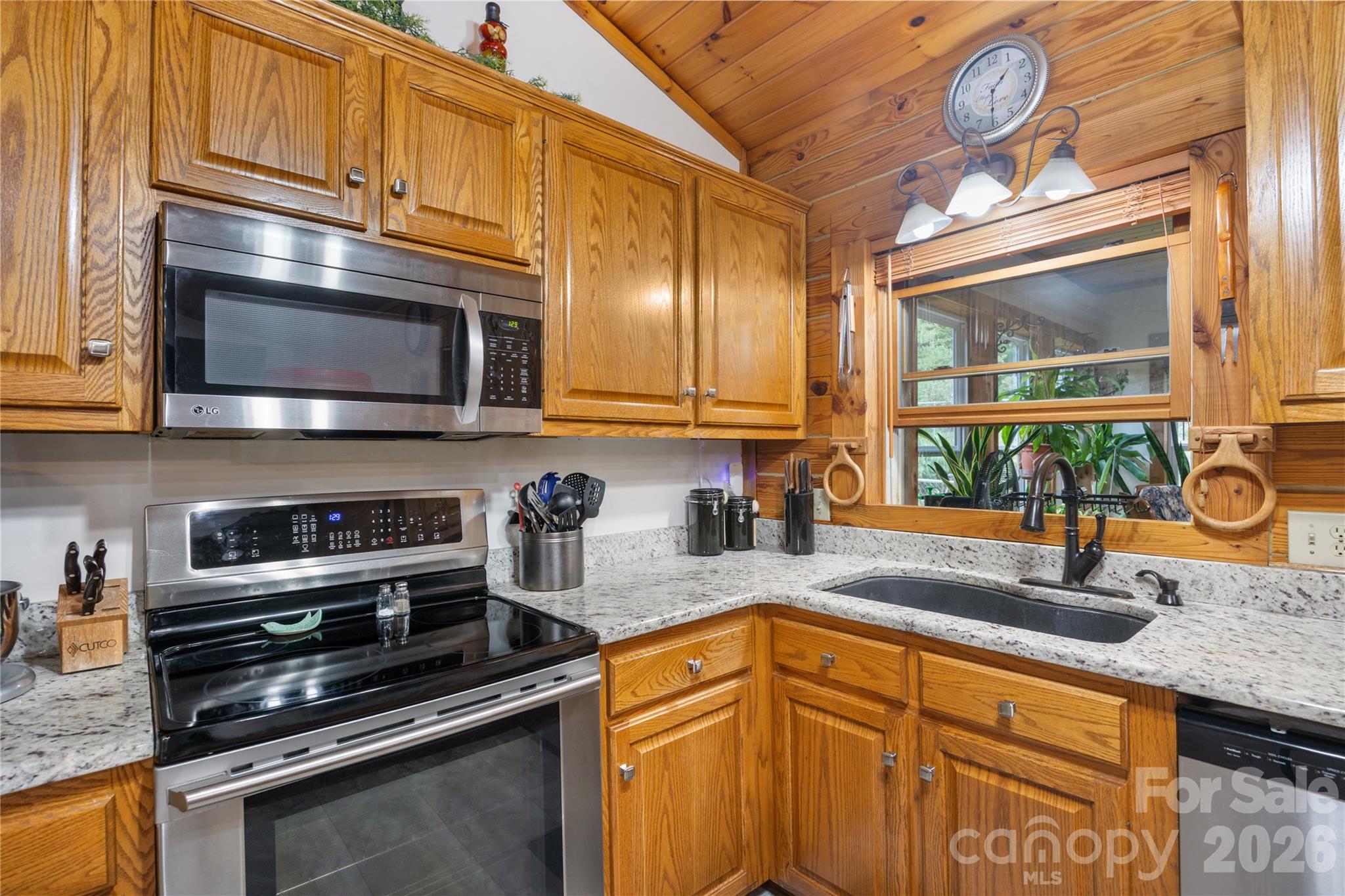214 Harbor Ridge Drive — Connelly Springs