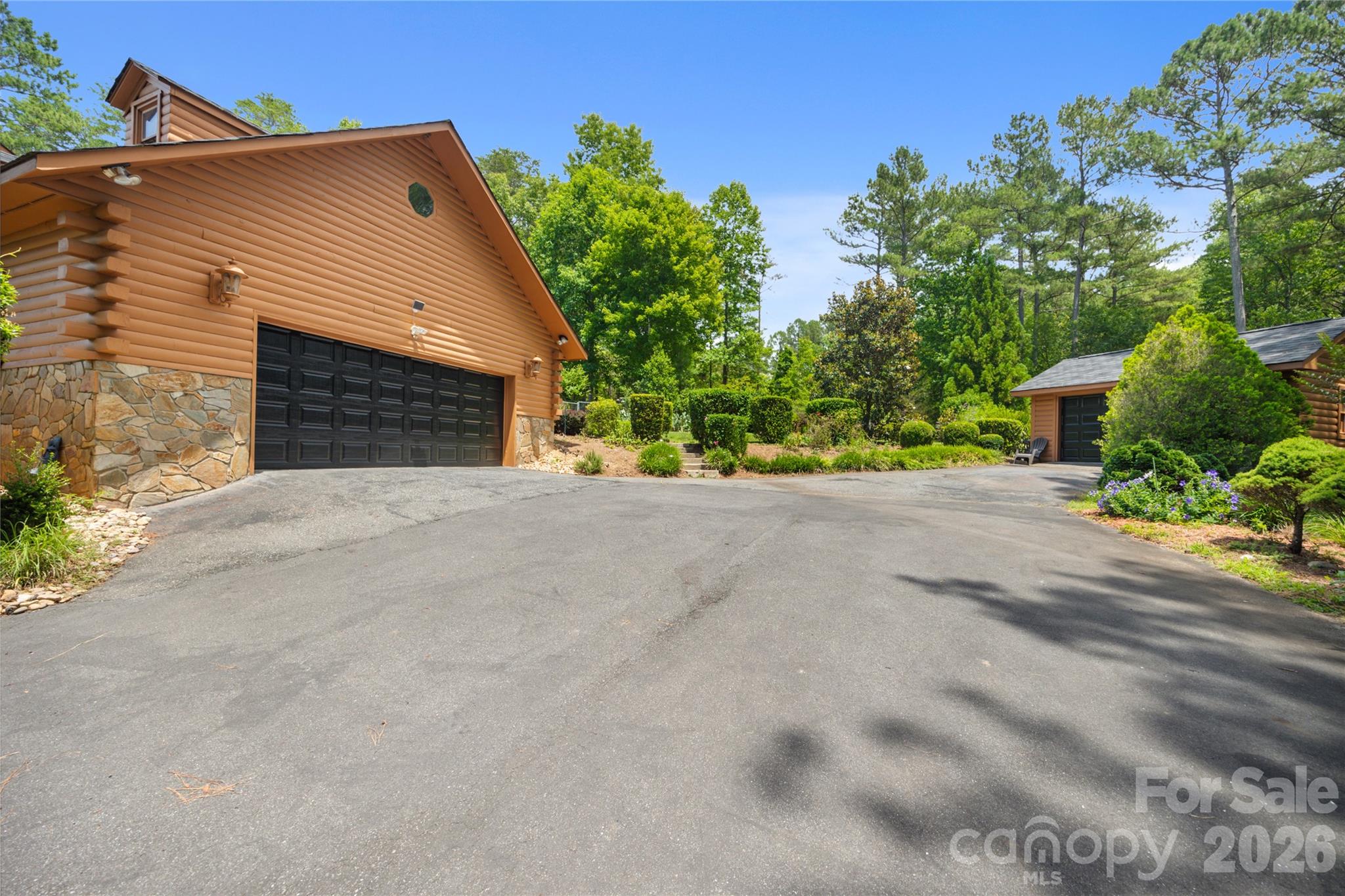 214 Harbor Ridge Drive — Connelly Springs