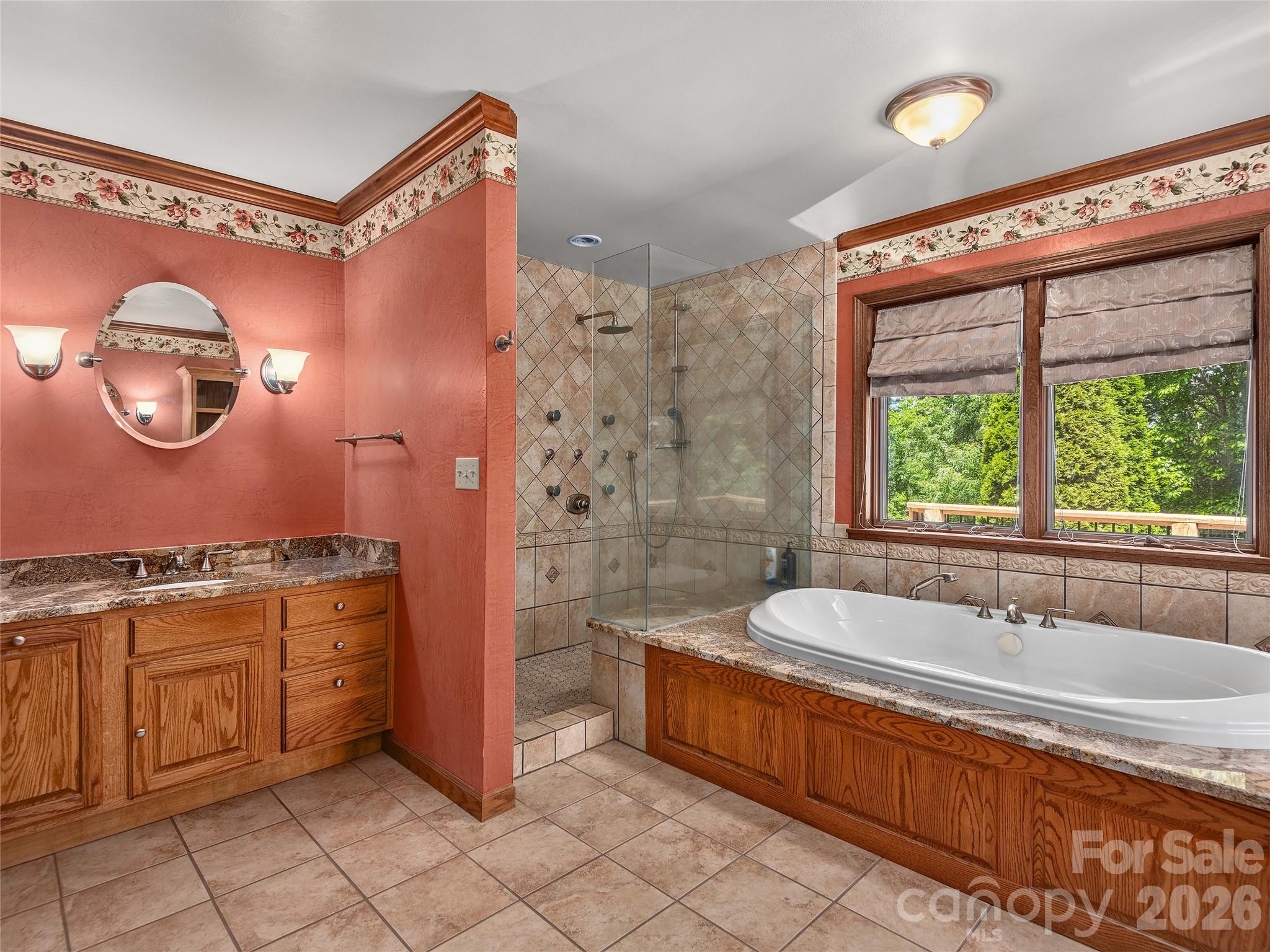 40 Deer Ridge Road — Mills River