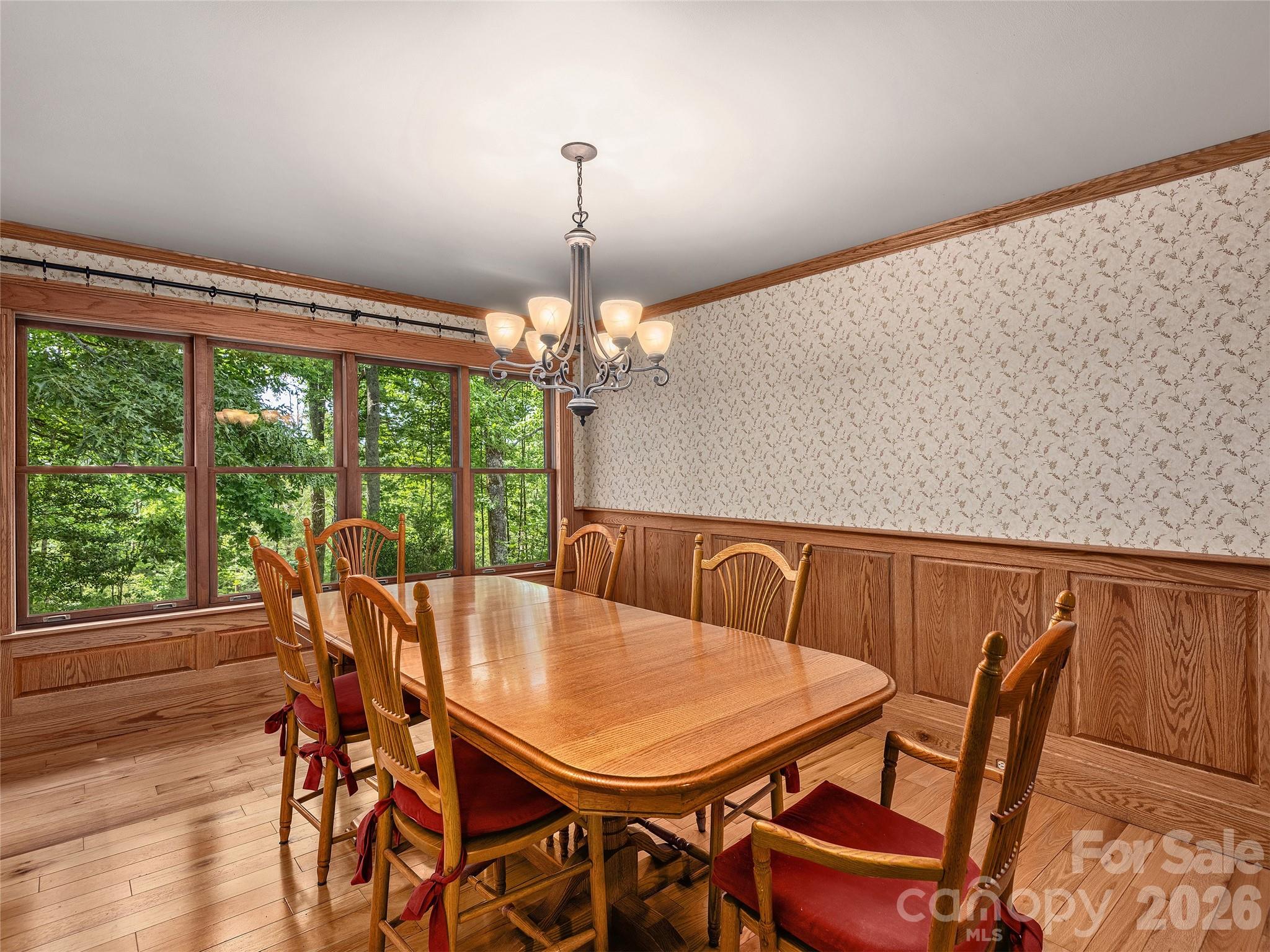 40 Deer Ridge Road — Mills River