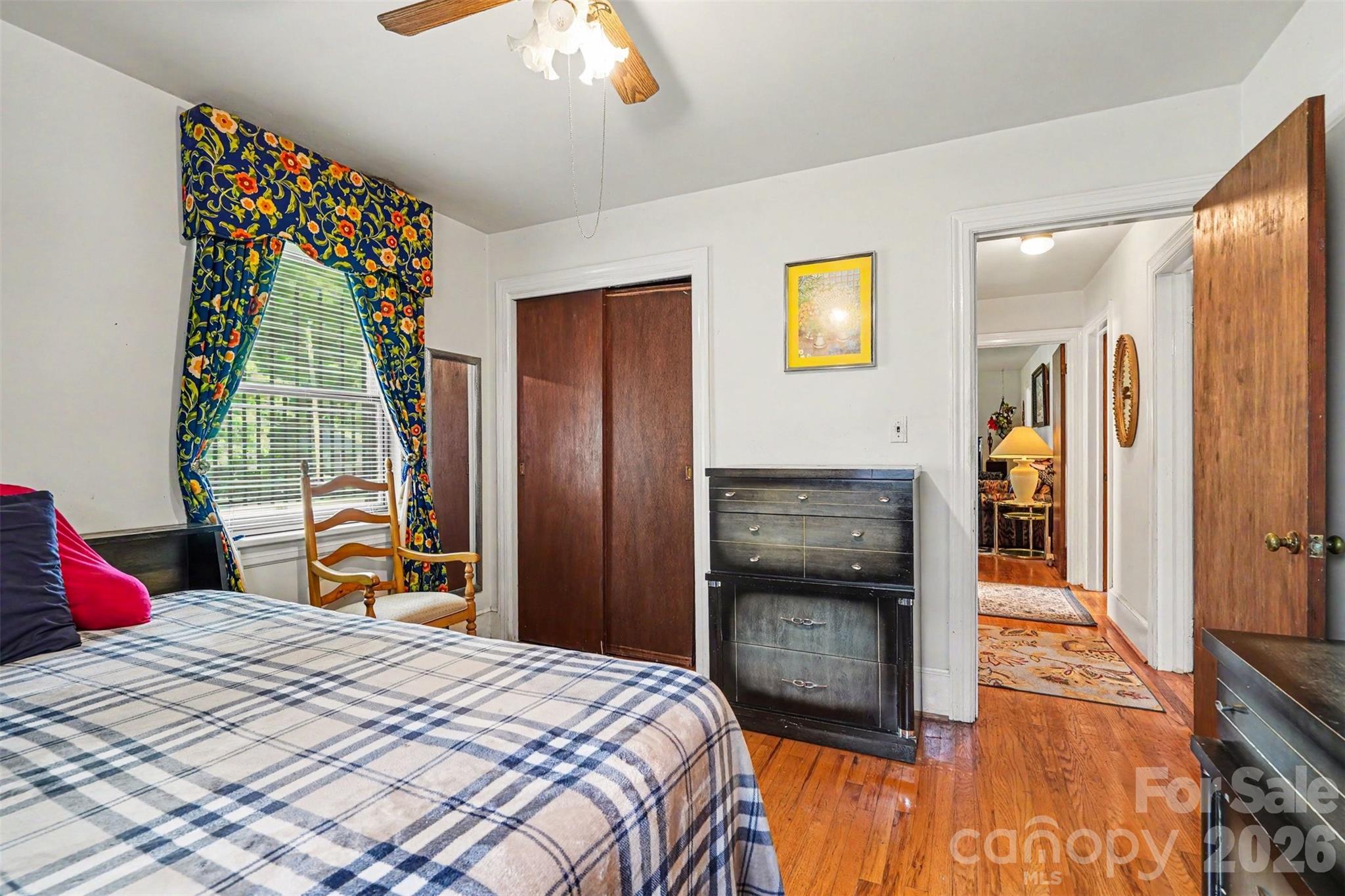 400 Briarwood Drive — Charlotte