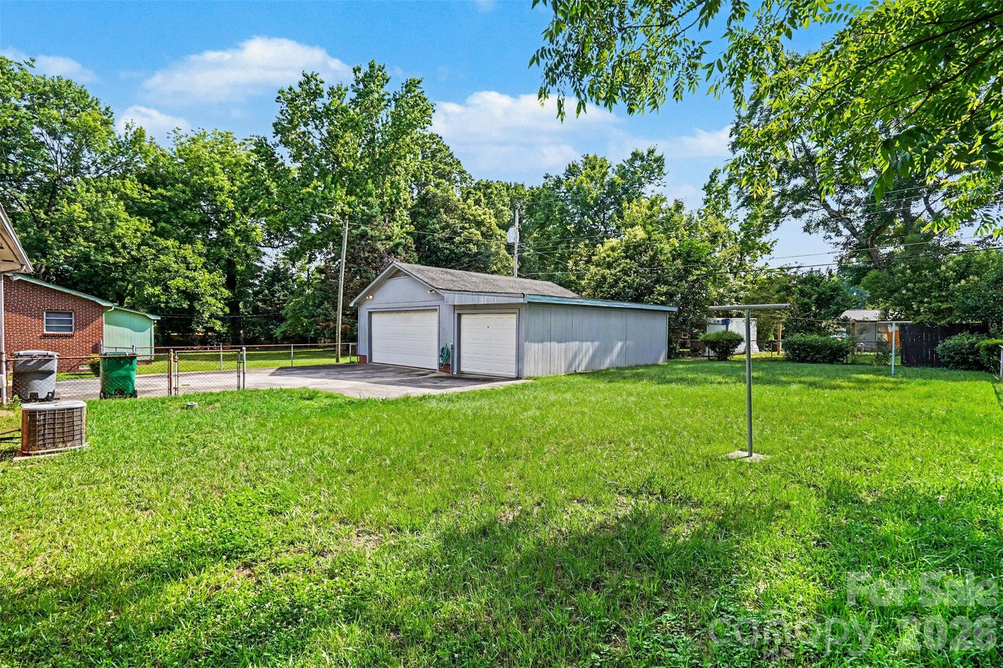 400 Briarwood Drive — Charlotte