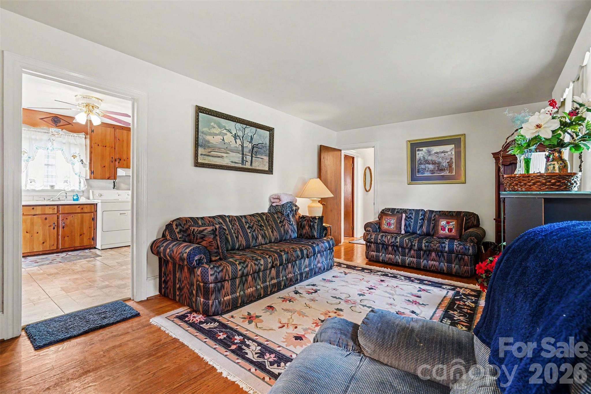 400 Briarwood Drive — Charlotte