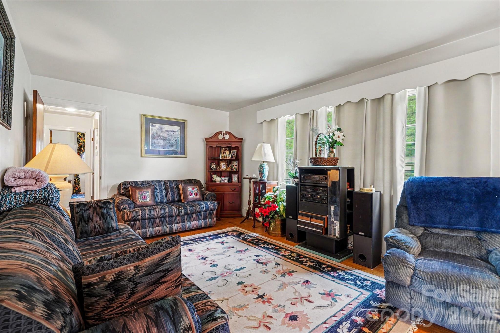 400 Briarwood Drive — Charlotte