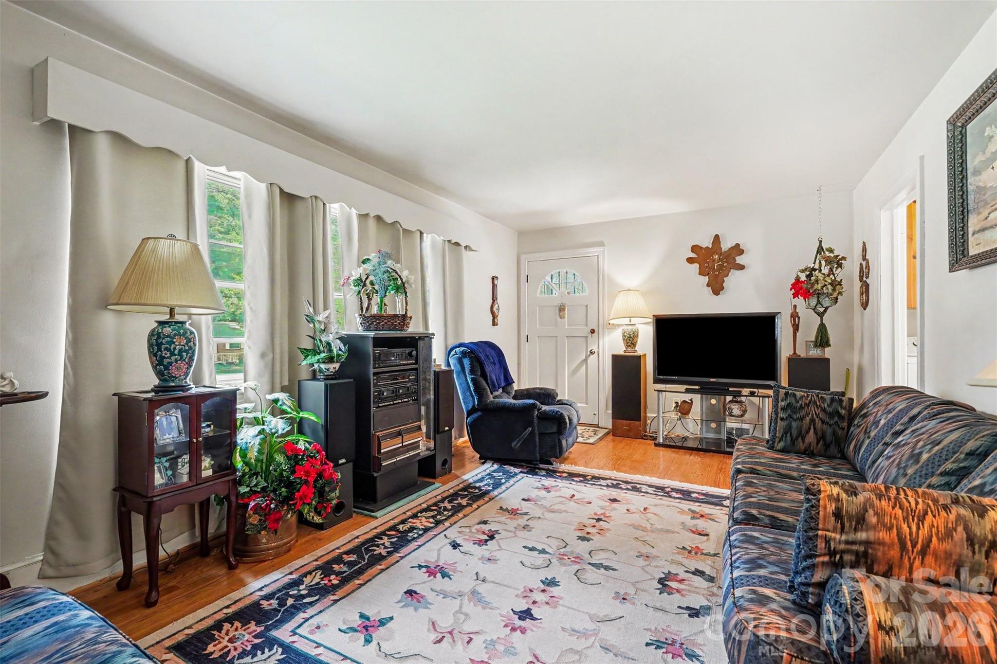 400 Briarwood Drive — Charlotte