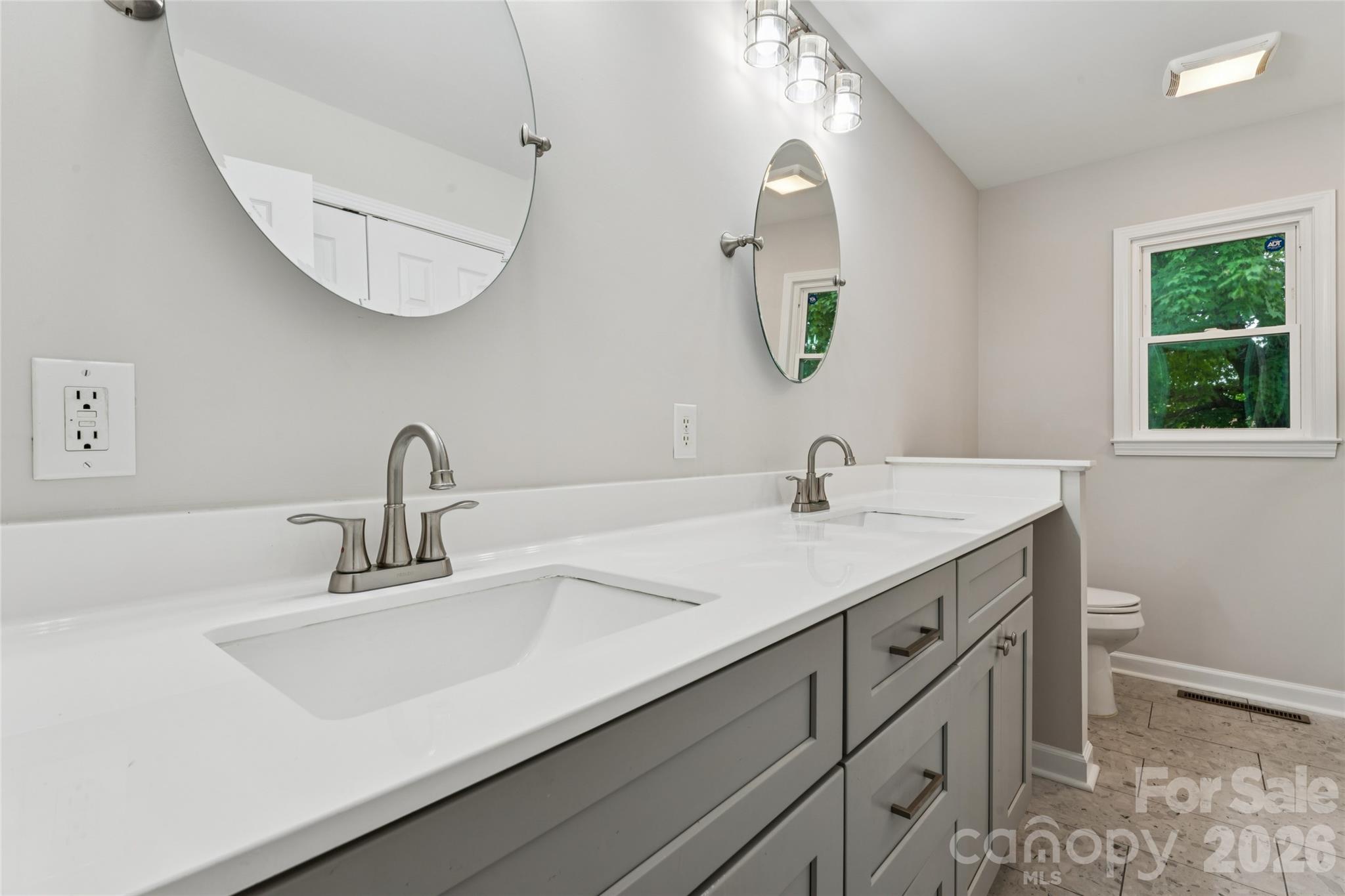 615 W 5th Street — Landis