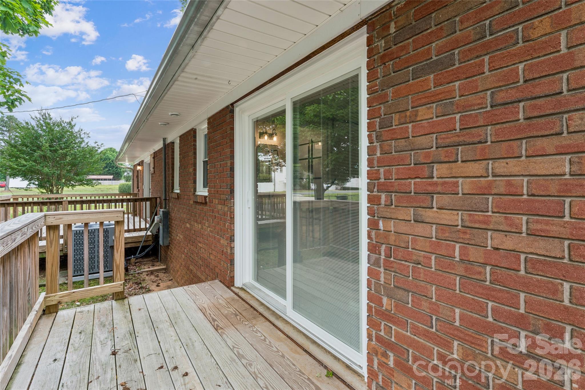615 W 5th Street — Landis
