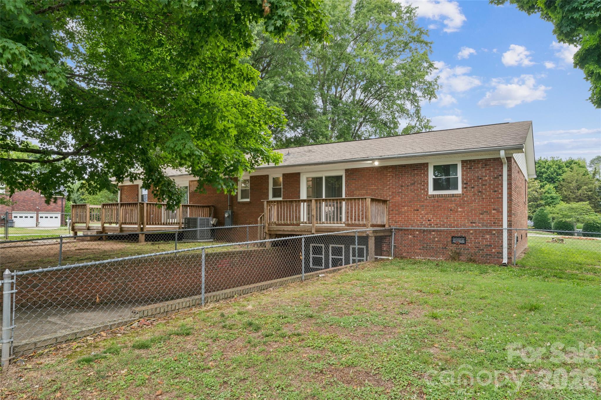 615 W 5th Street — Landis