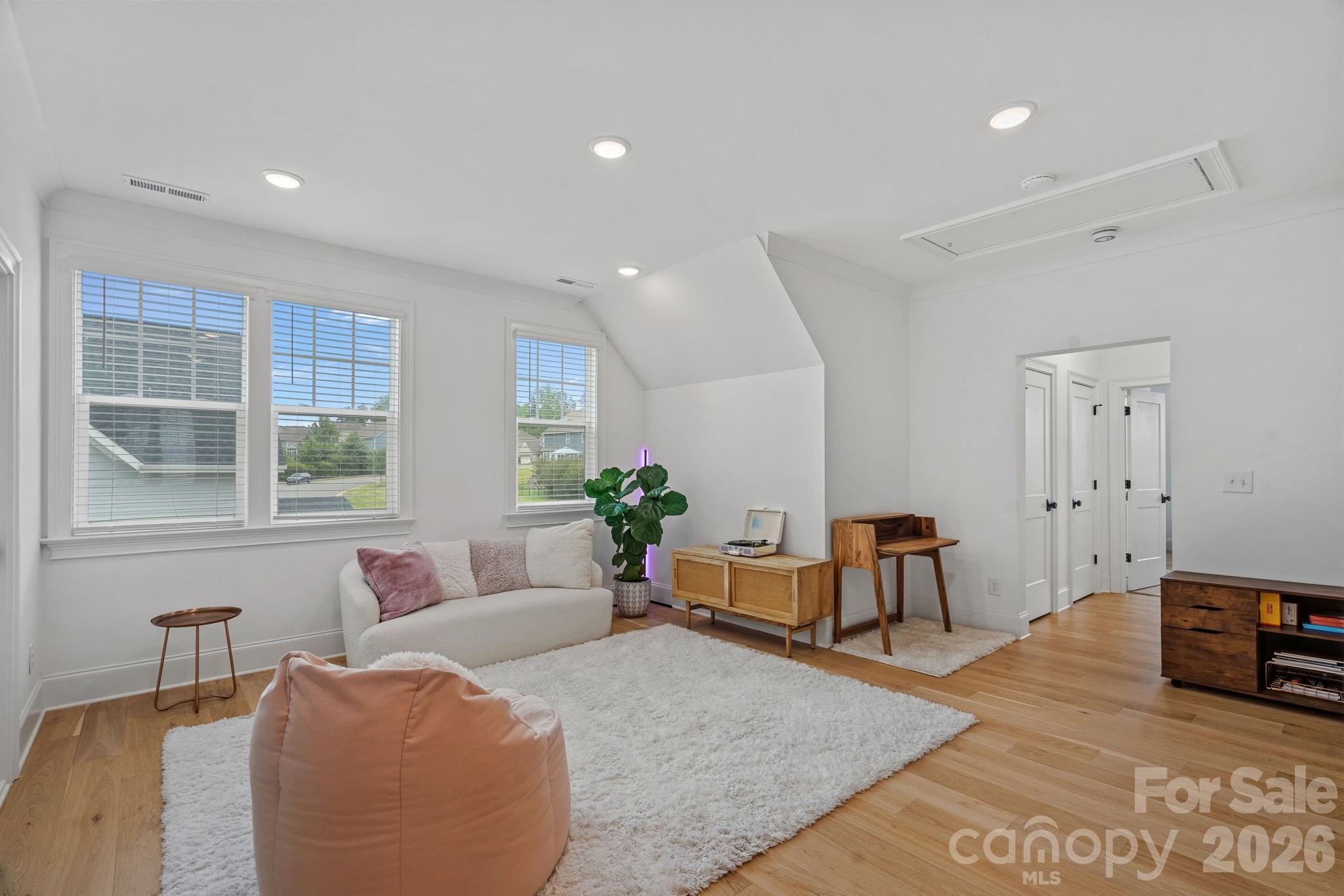 165 Little Indian Loop — Mooresville