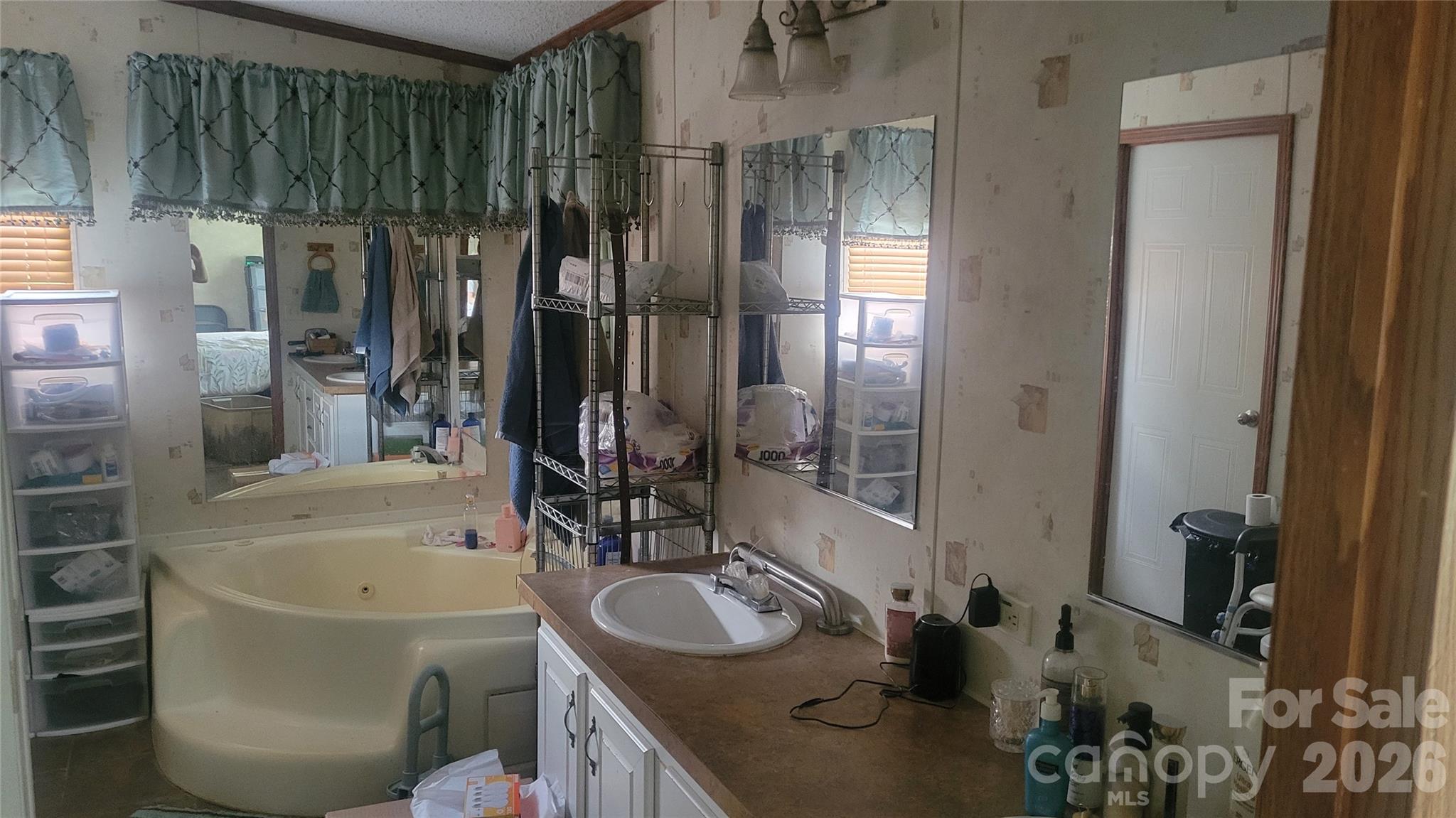 1495 Leonards Fork church Road — Lincolnton