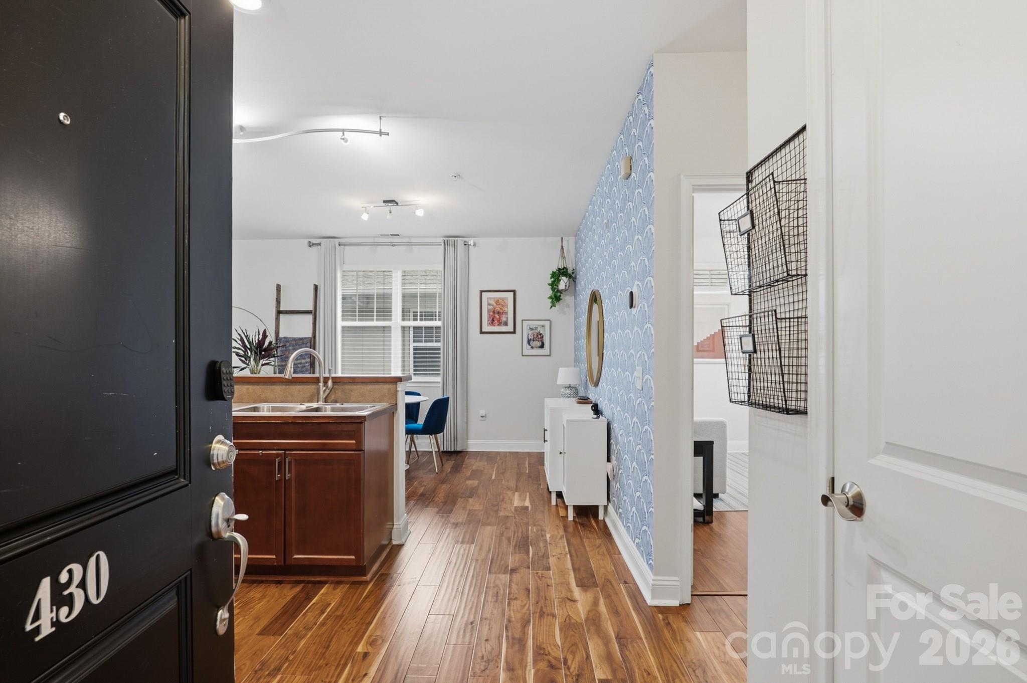 1308 Kenilworth Avenue #430 — Charlotte