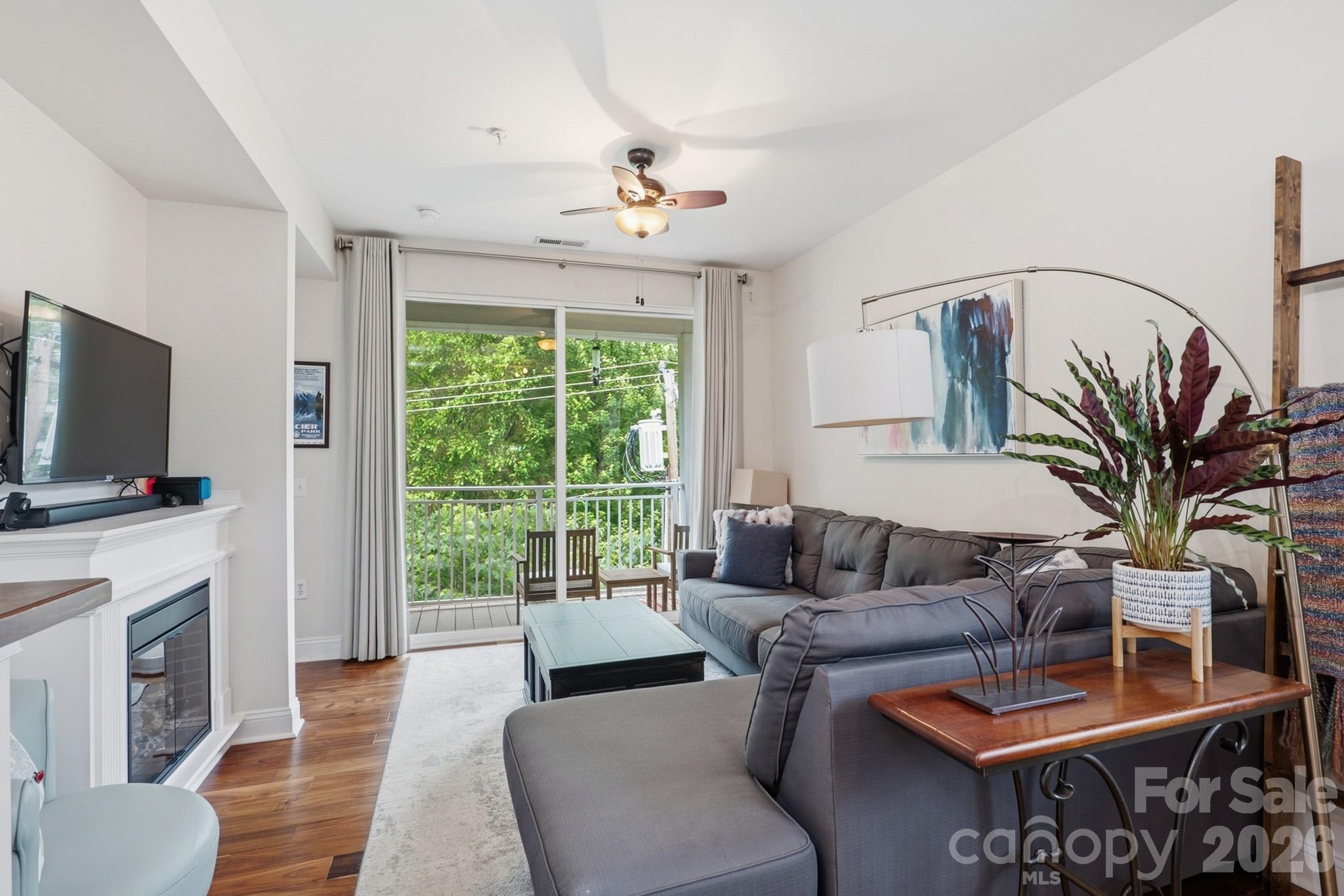 1308 Kenilworth Avenue #430 — Charlotte
