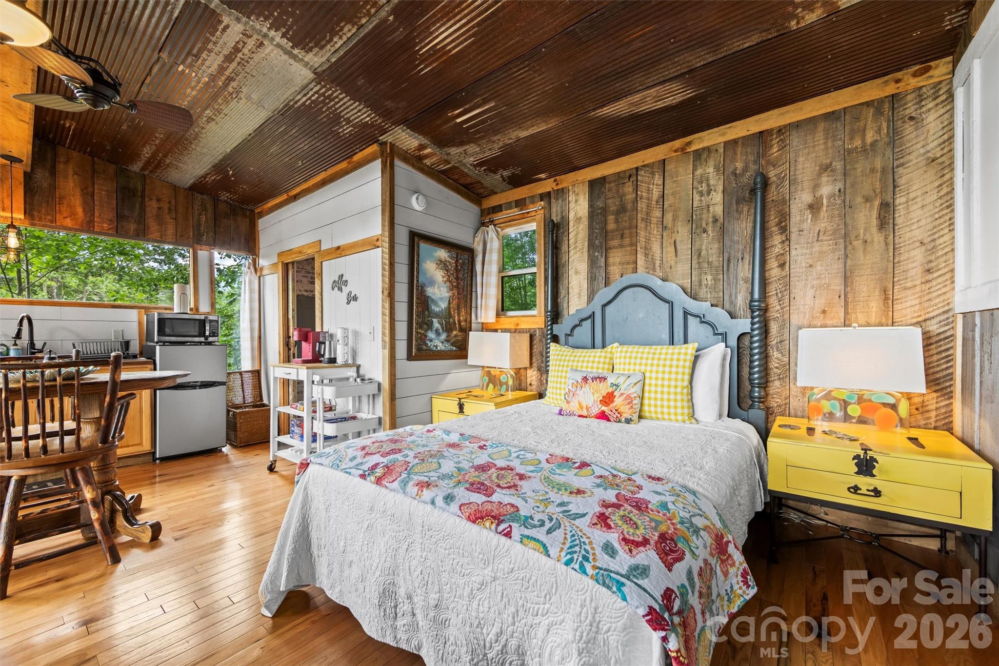 553 Paradise Mountain Road — Canton