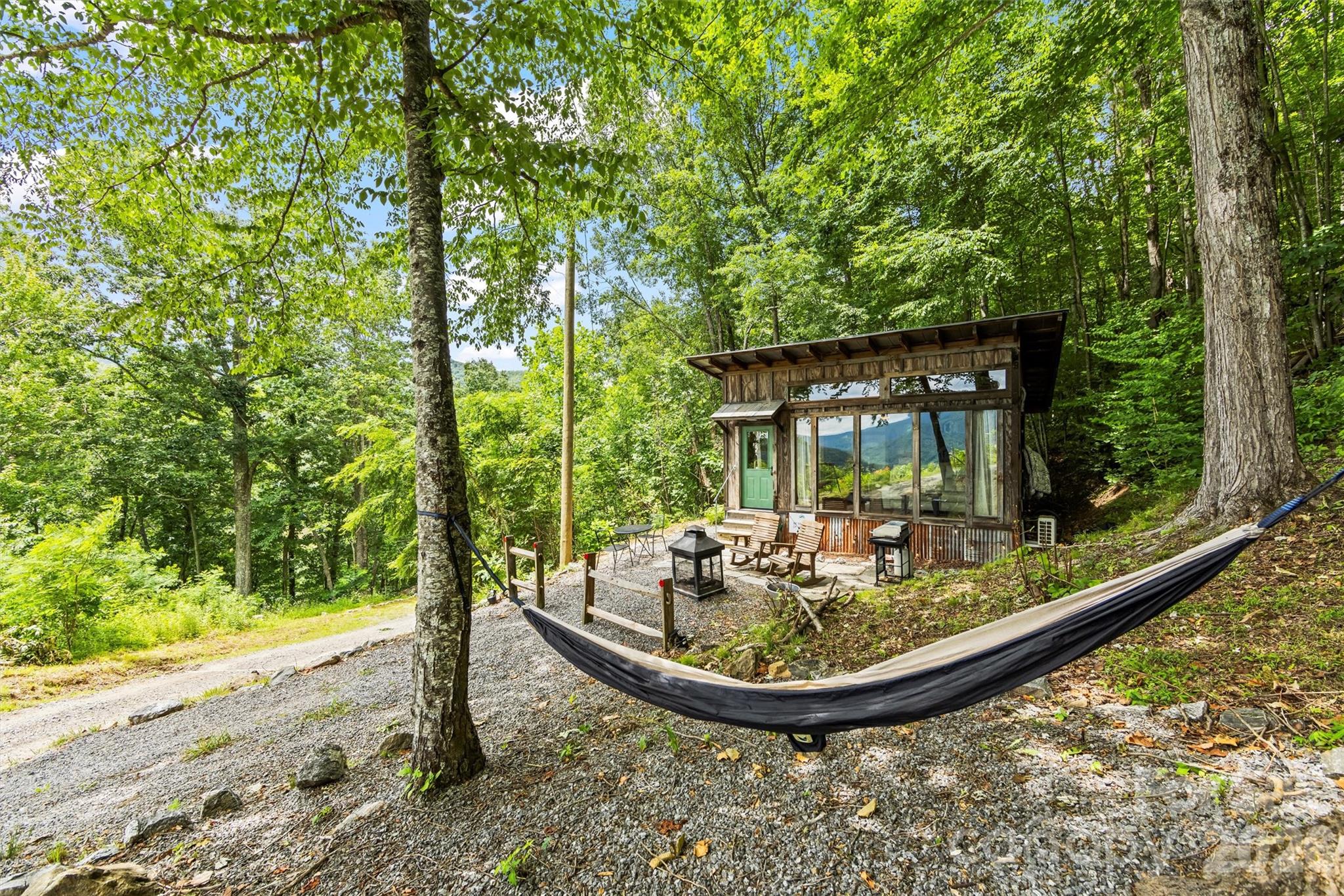 553 Paradise Mountain Road — Canton