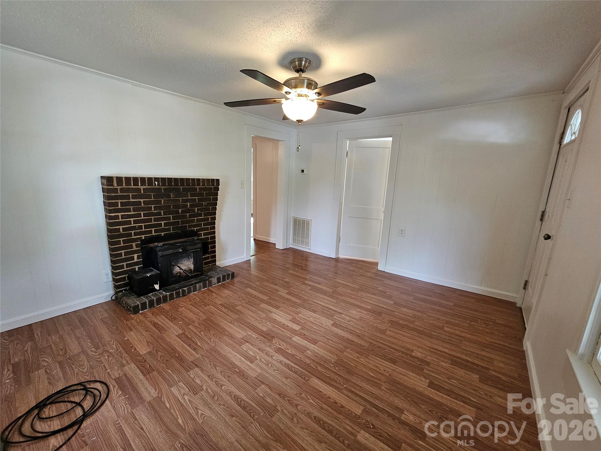 1641 Berkley Street SW — Lenoir