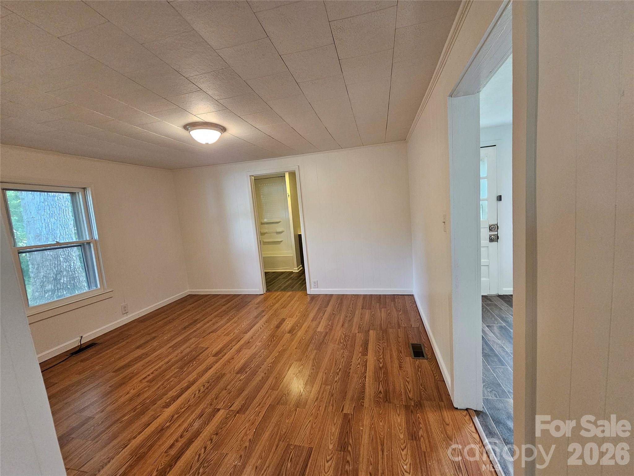 1641 Berkley Street SW — Lenoir
