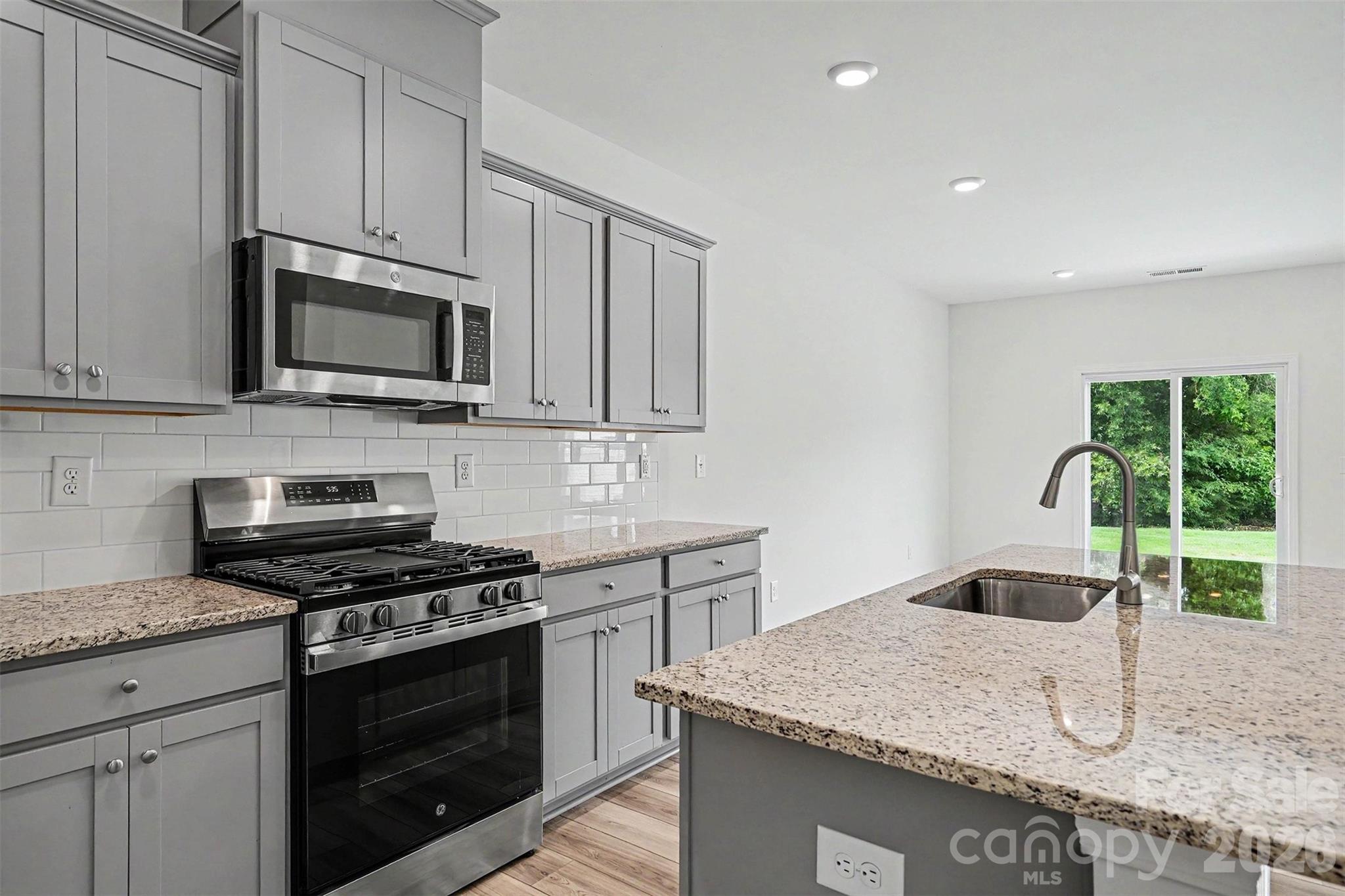 4035 Lawnview Drive — Charlotte