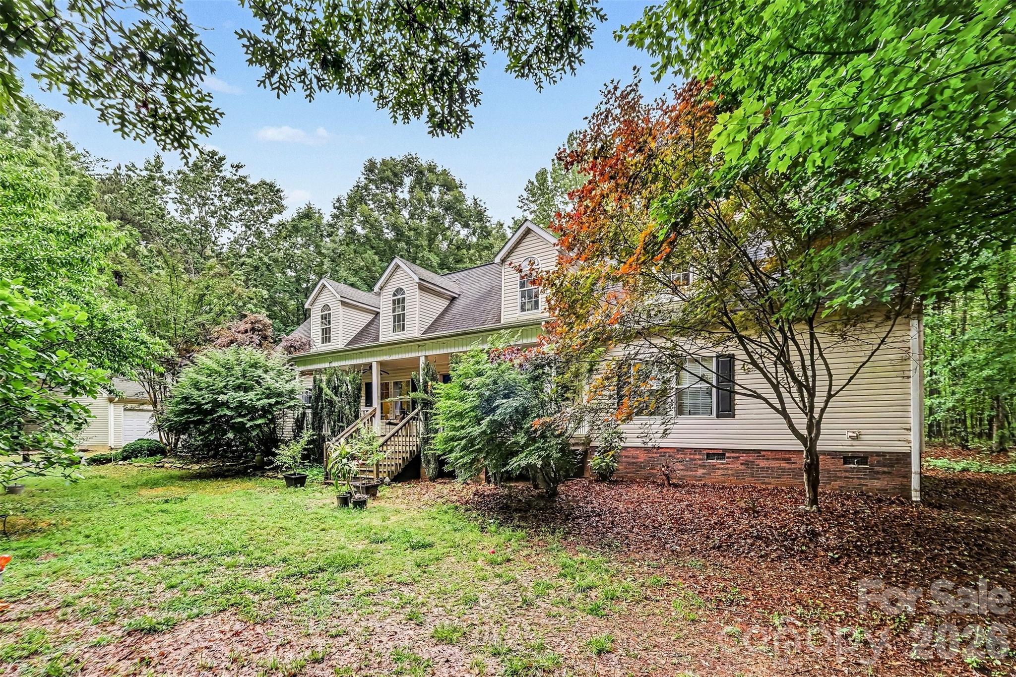 5879 Gold Hill Road E — Gold Hill