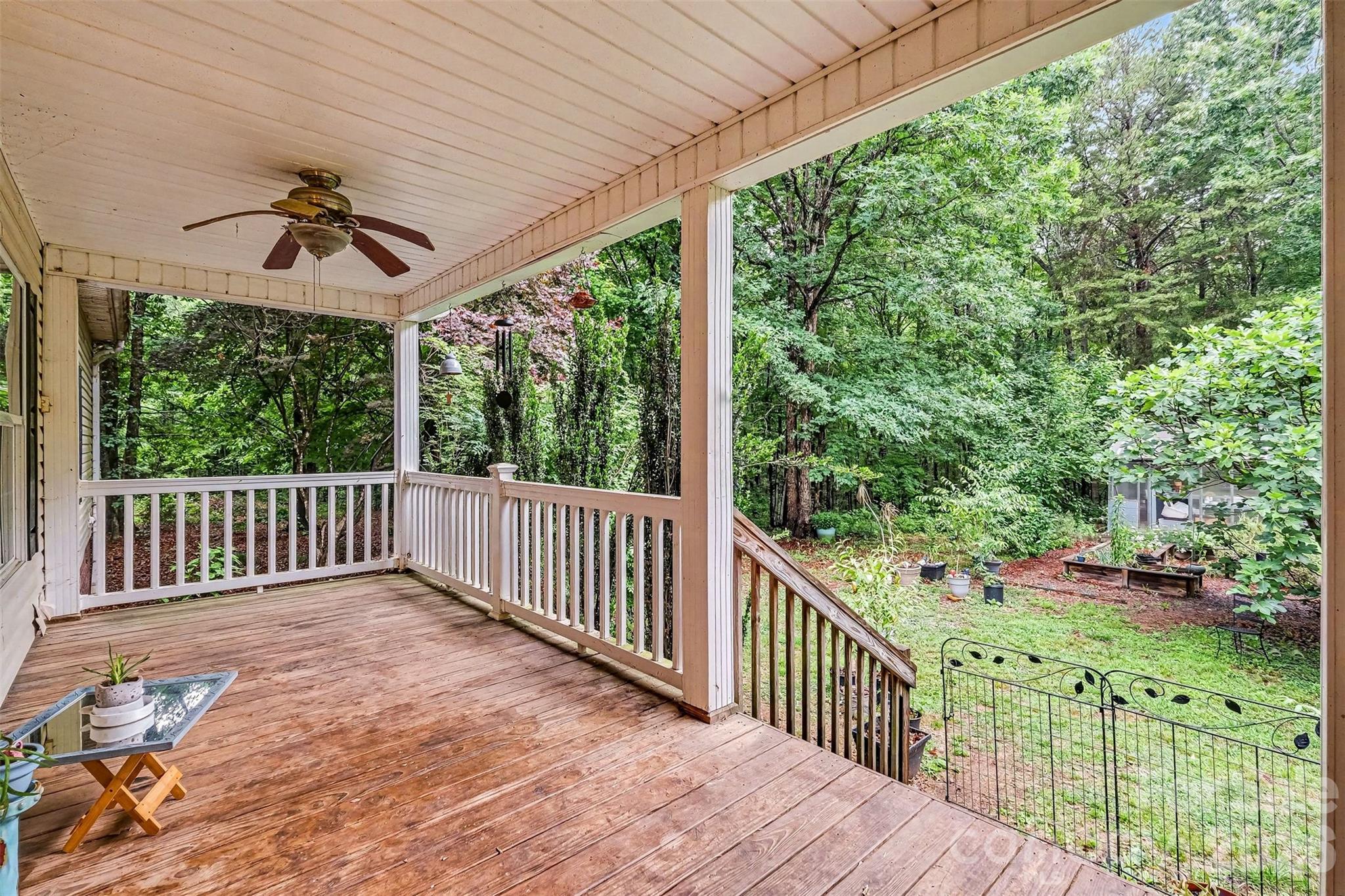5879 Gold Hill Road E — Gold Hill