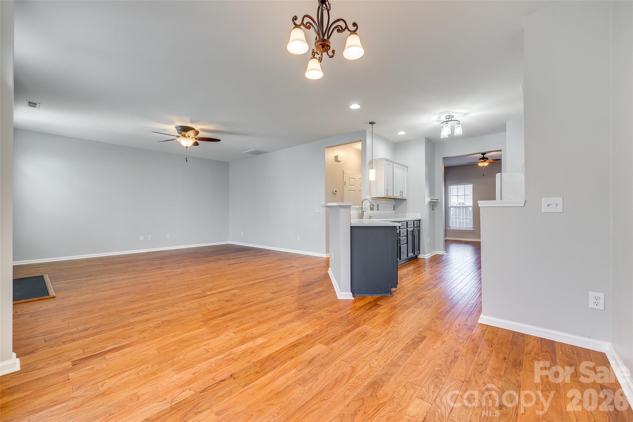 618 Bayou Circle — Clover