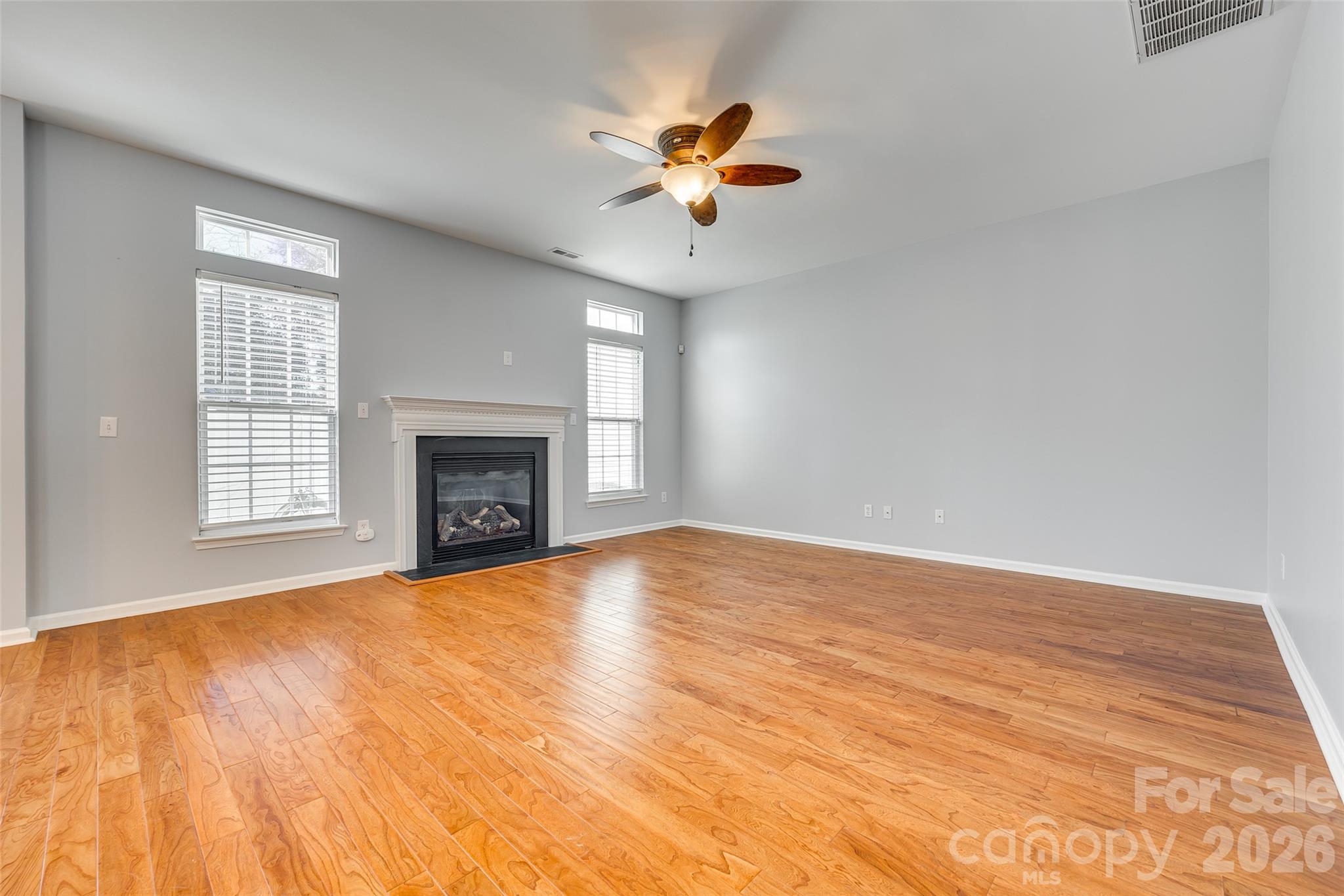618 Bayou Circle — Clover