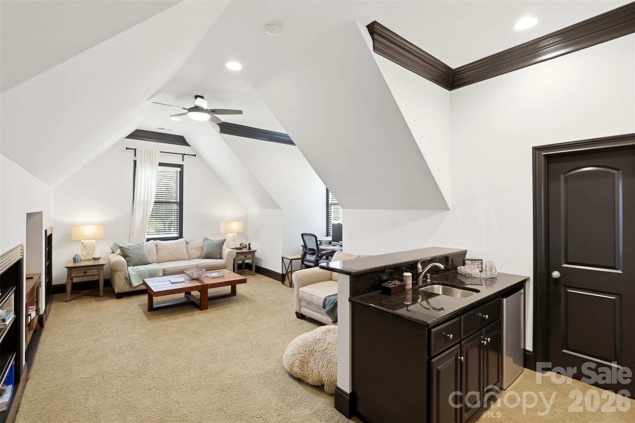 4077 French Fields Lane — Harrisburg