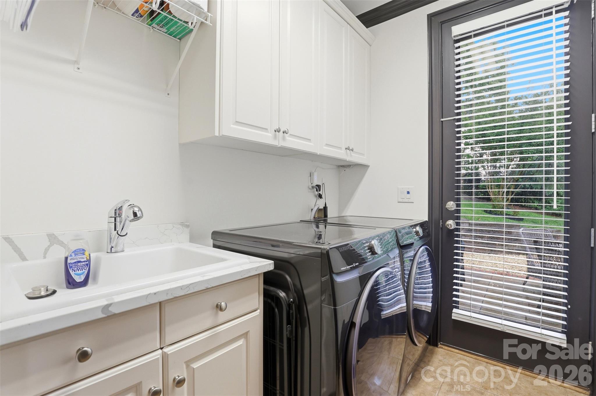 4077 French Fields Lane — Harrisburg