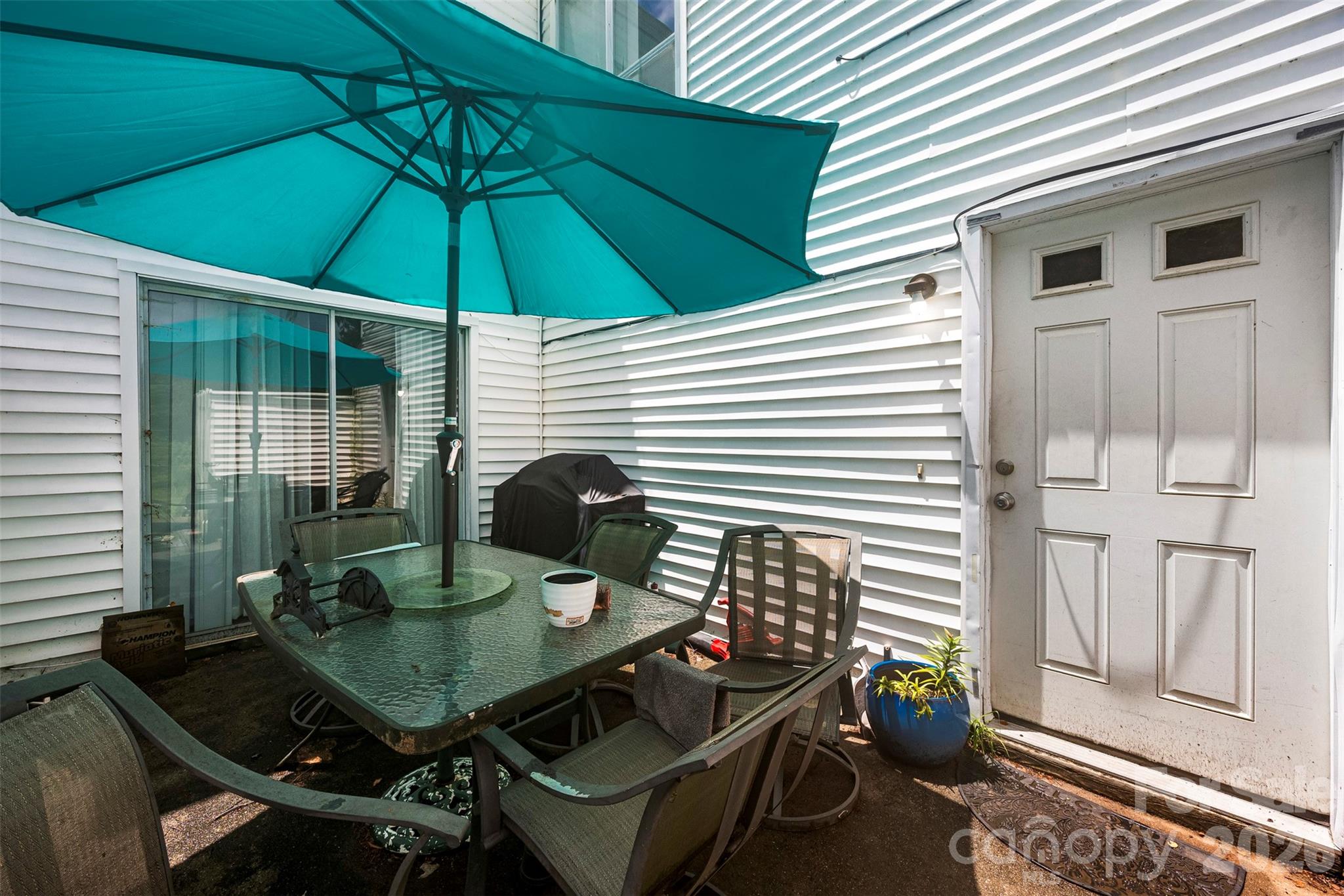 7130 Stonington Lane — Charlotte