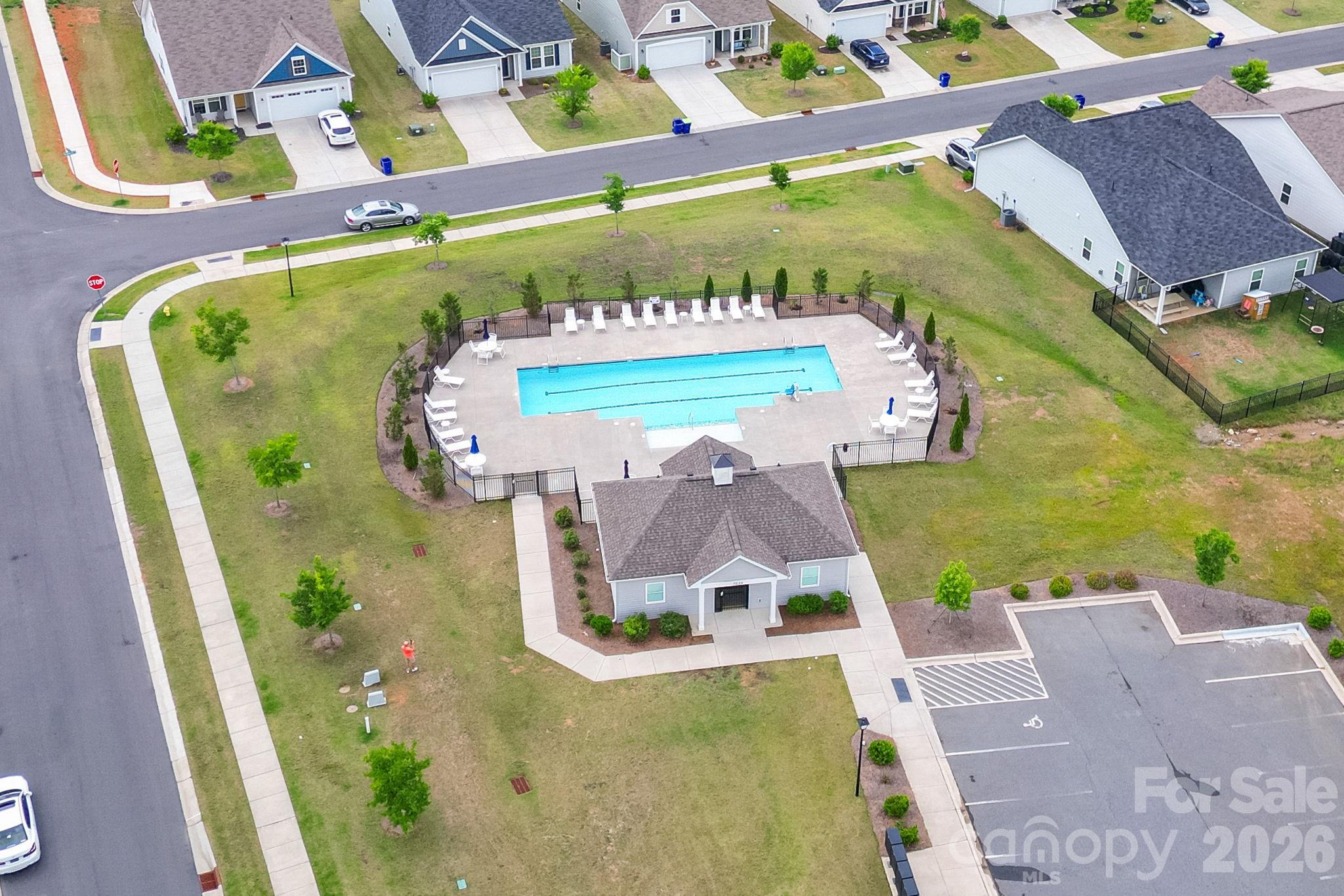 7920 Creek Park Drive — Denver