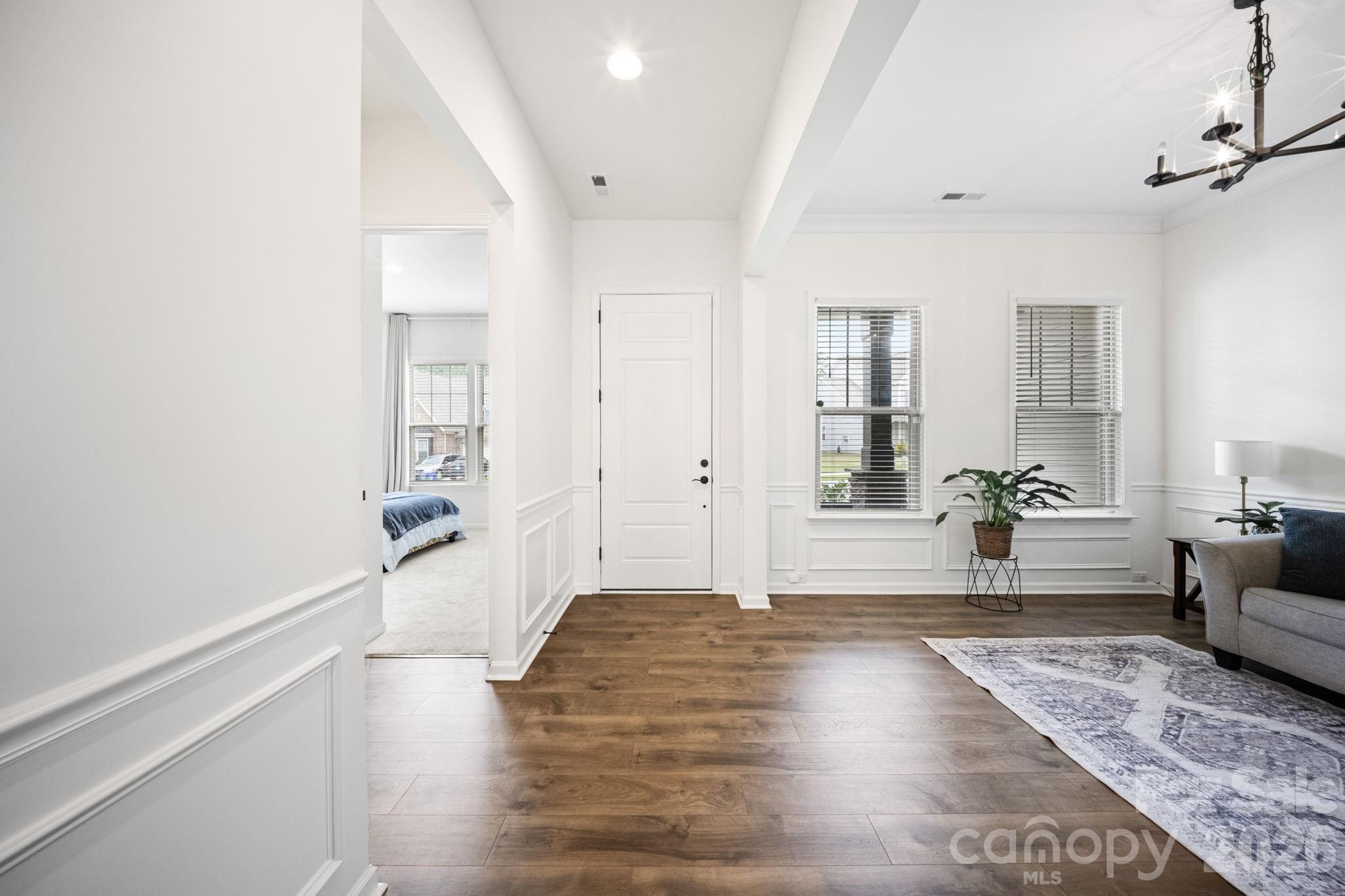 7920 Creek Park Drive — Denver