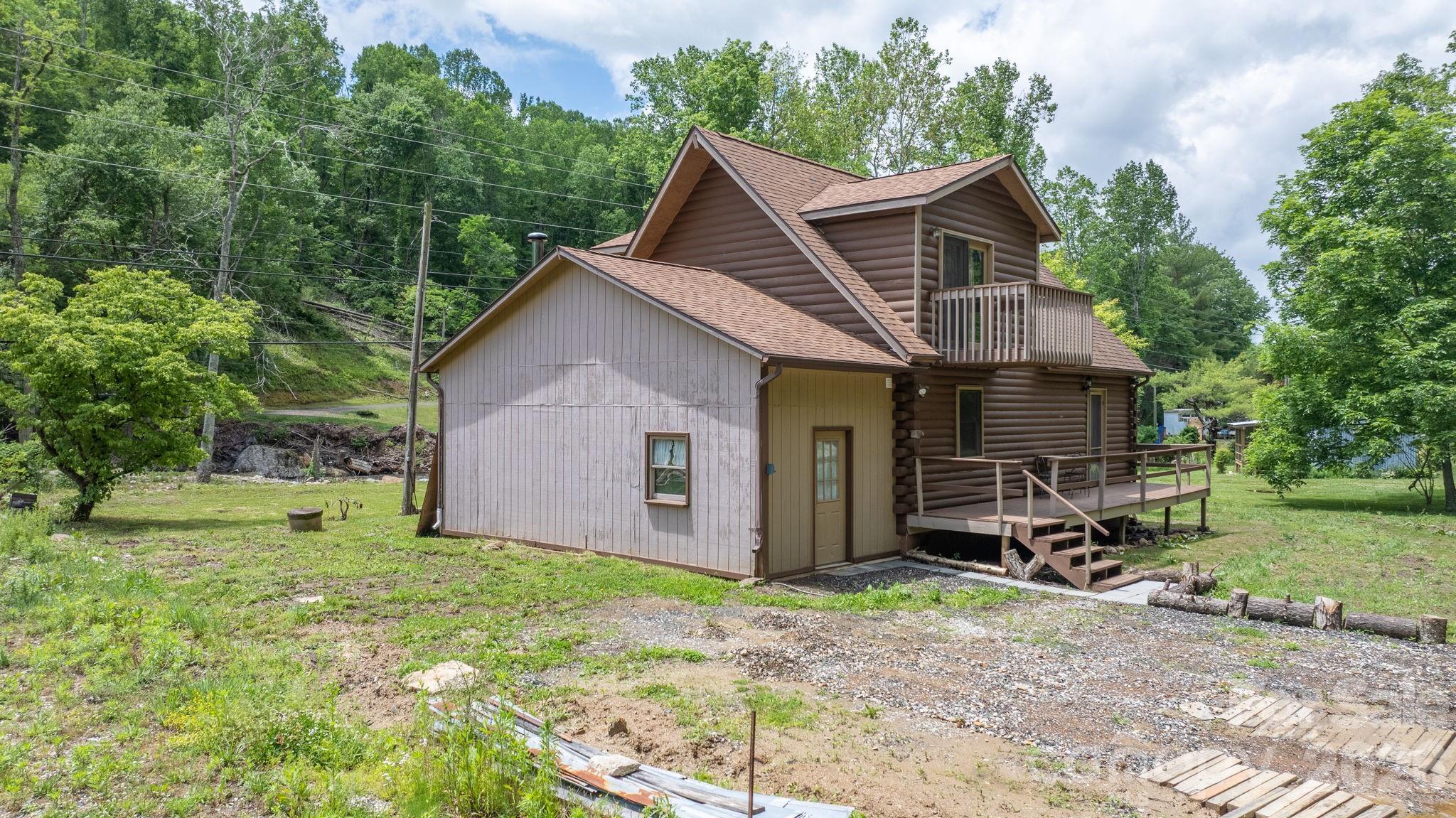 3206 Fork Mountain Road — Bakersville