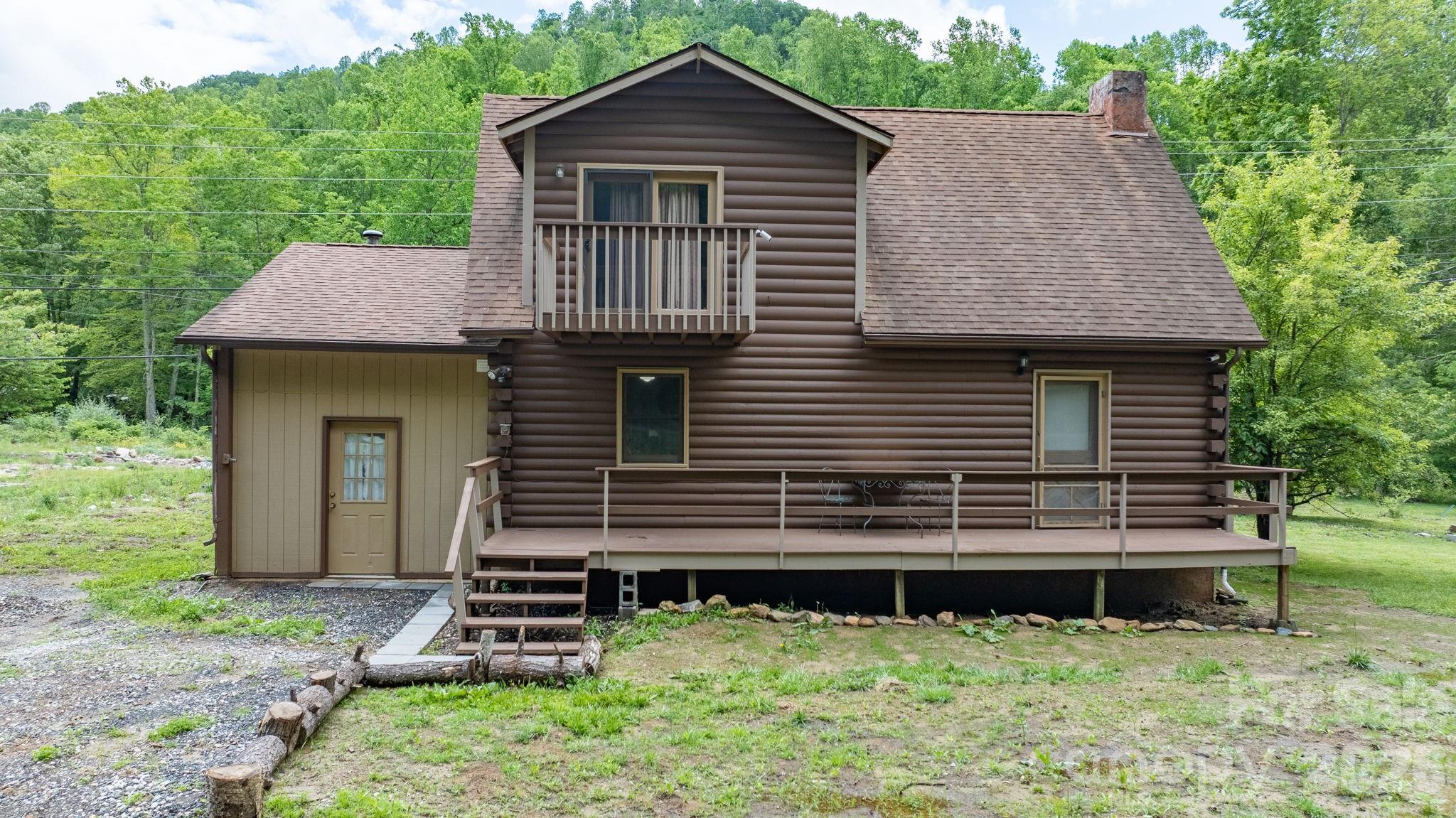 3206 Fork Mountain Road — Bakersville