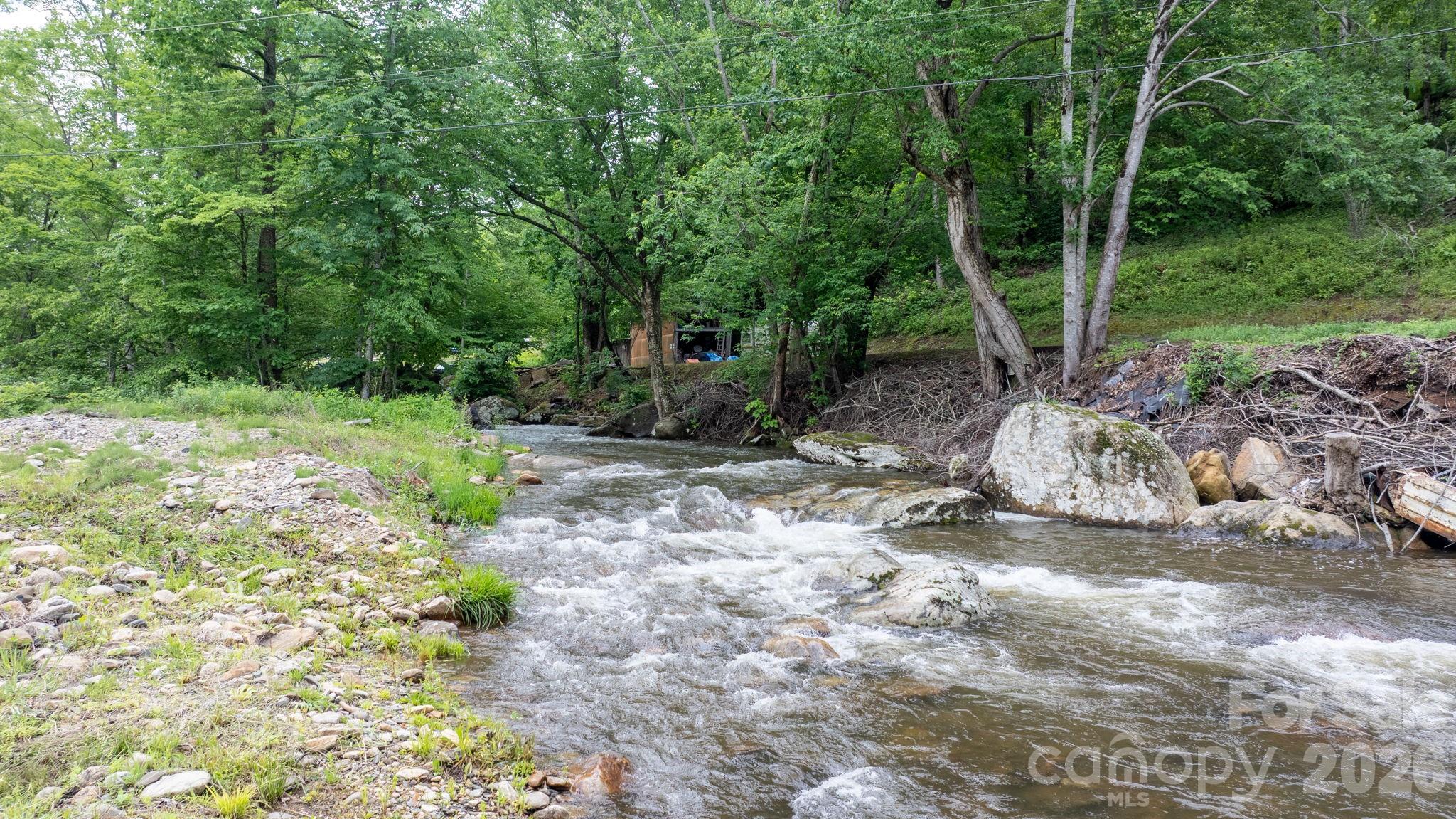 3206 Fork Mountain Road — Bakersville
