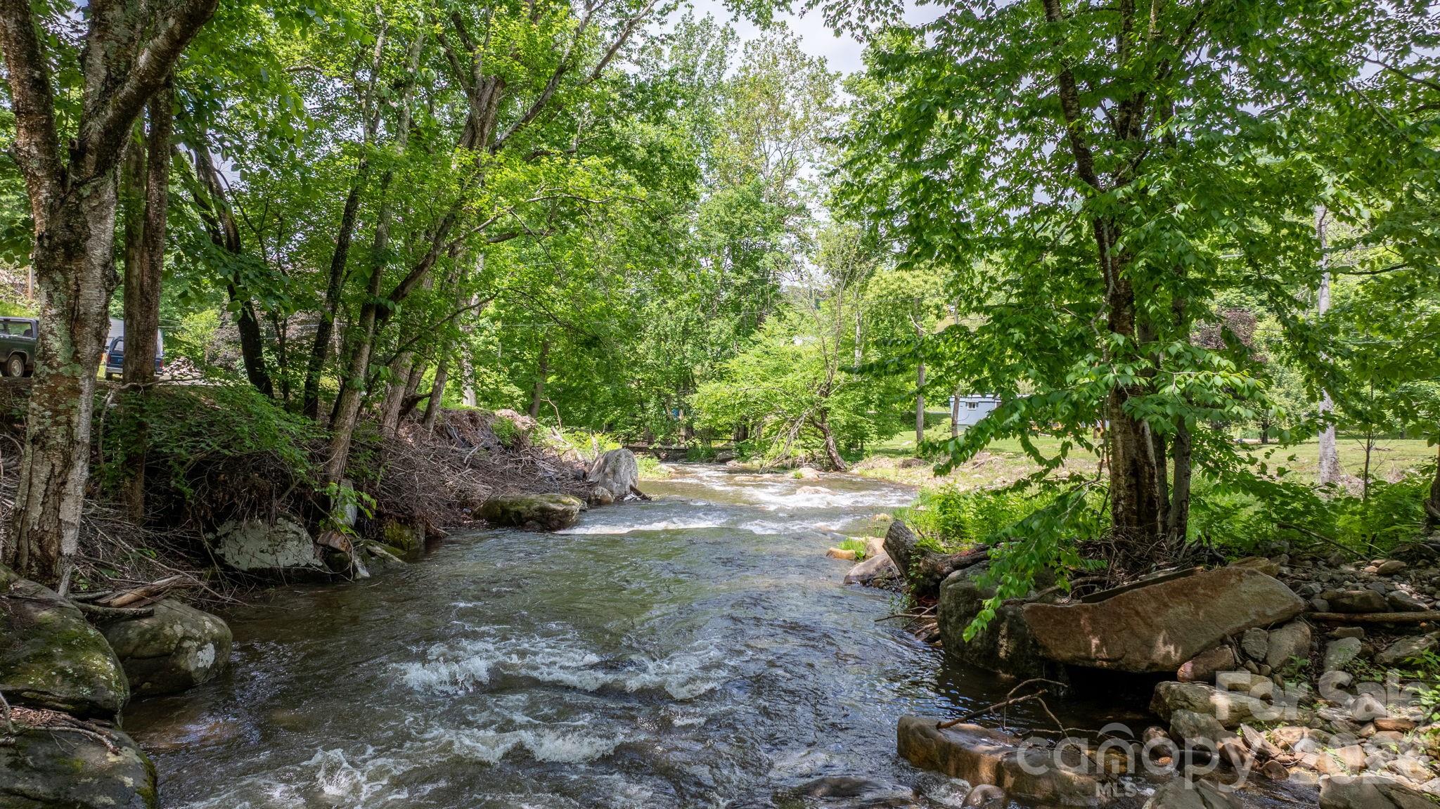 3206 Fork Mountain Road — Bakersville