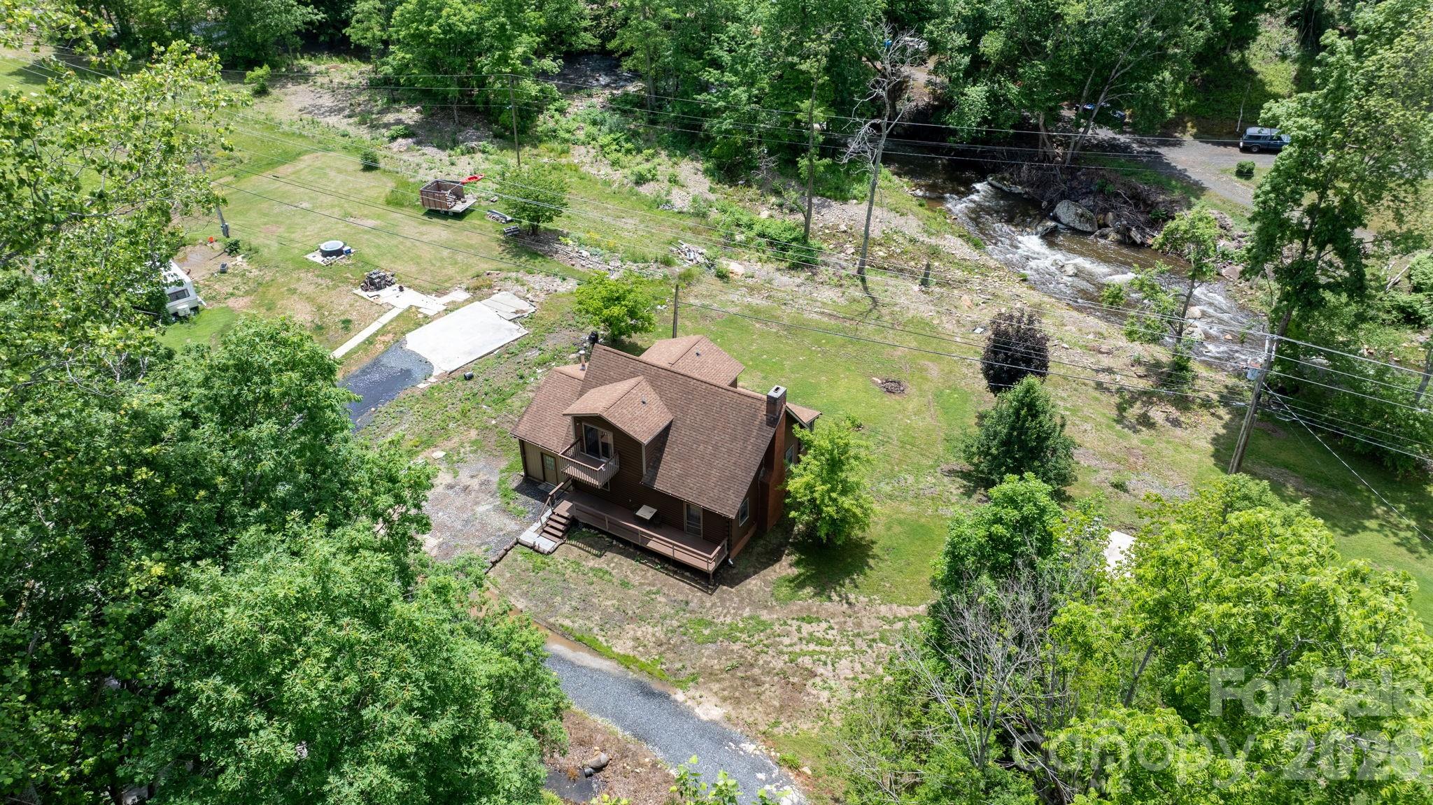 3206 Fork Mountain Road — Bakersville