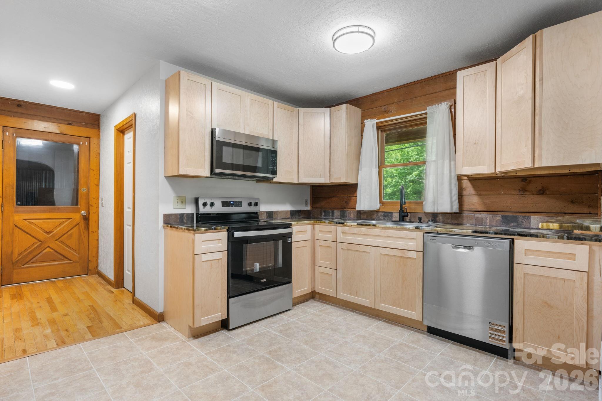 3206 Fork Mountain Road — Bakersville