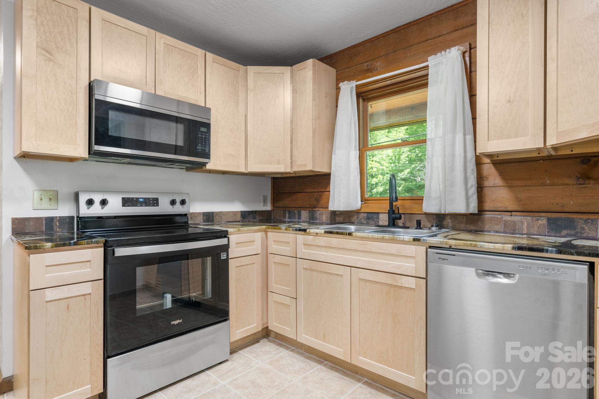 3206 Fork Mountain Road — Bakersville