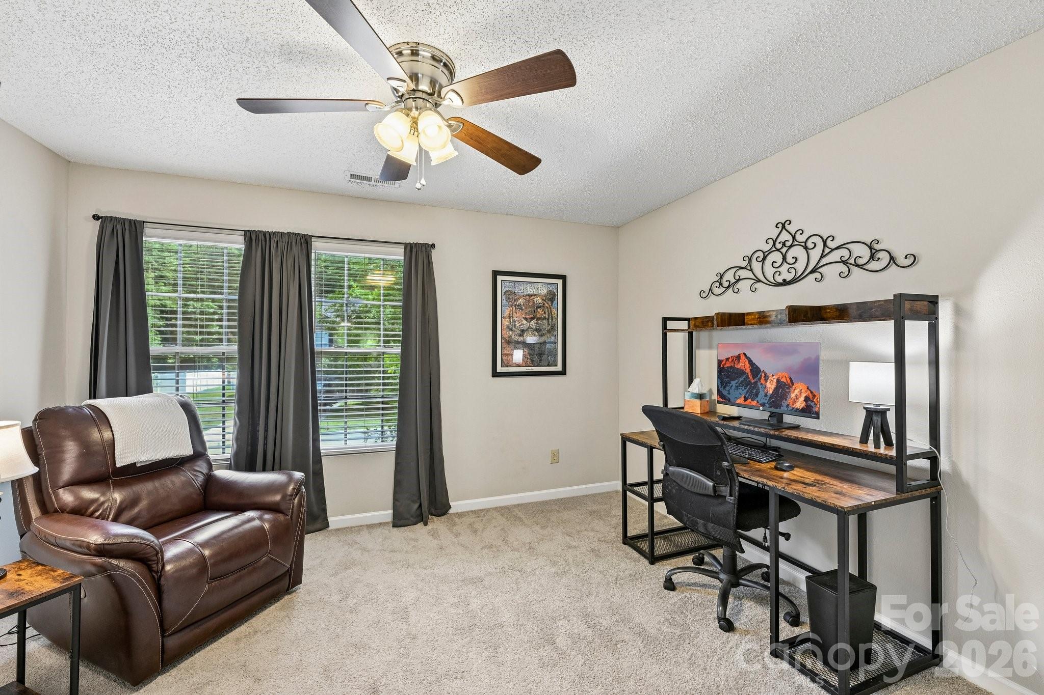 4207 Shasta Circle — Clover