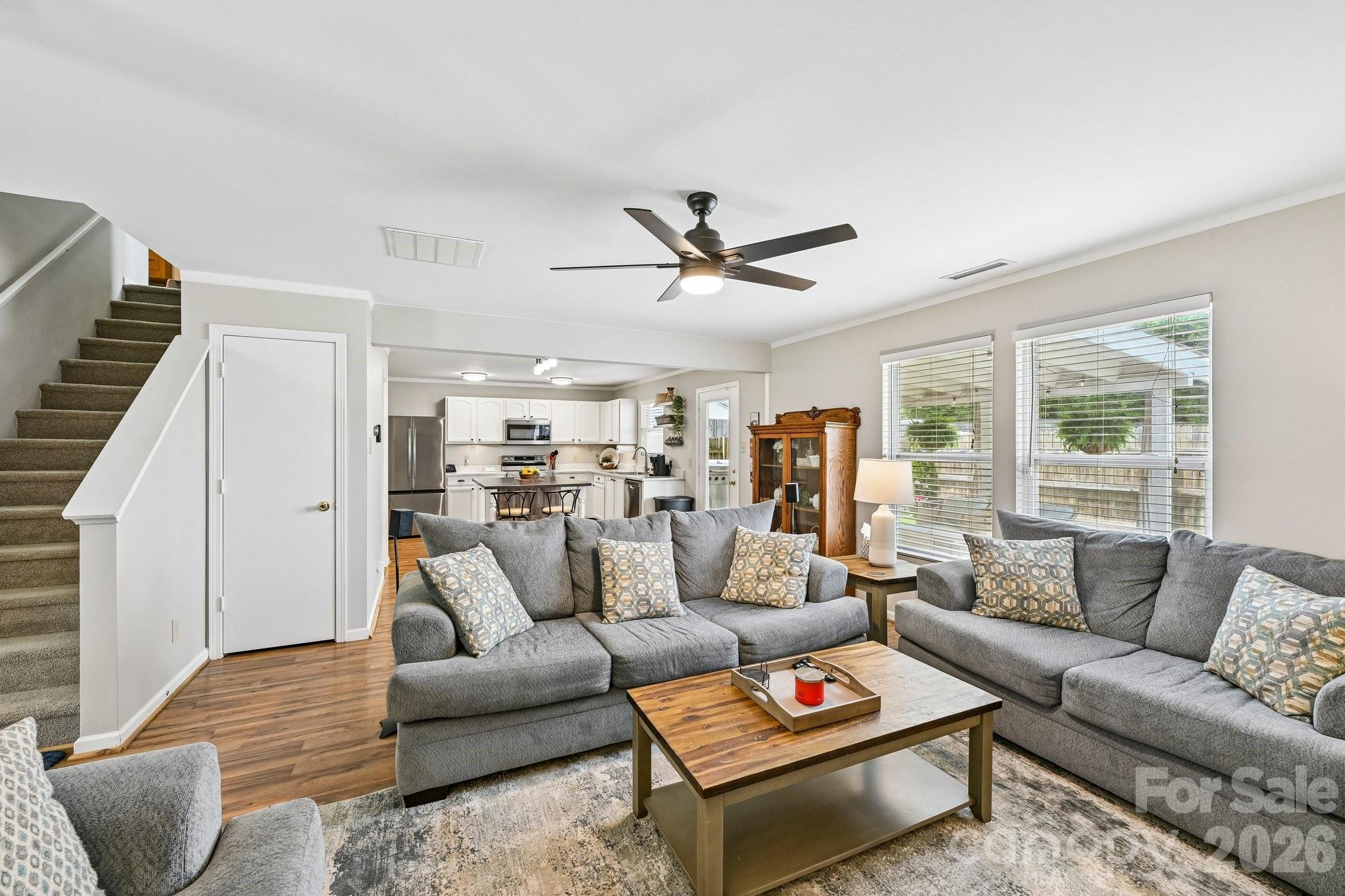 4207 Shasta Circle — Clover