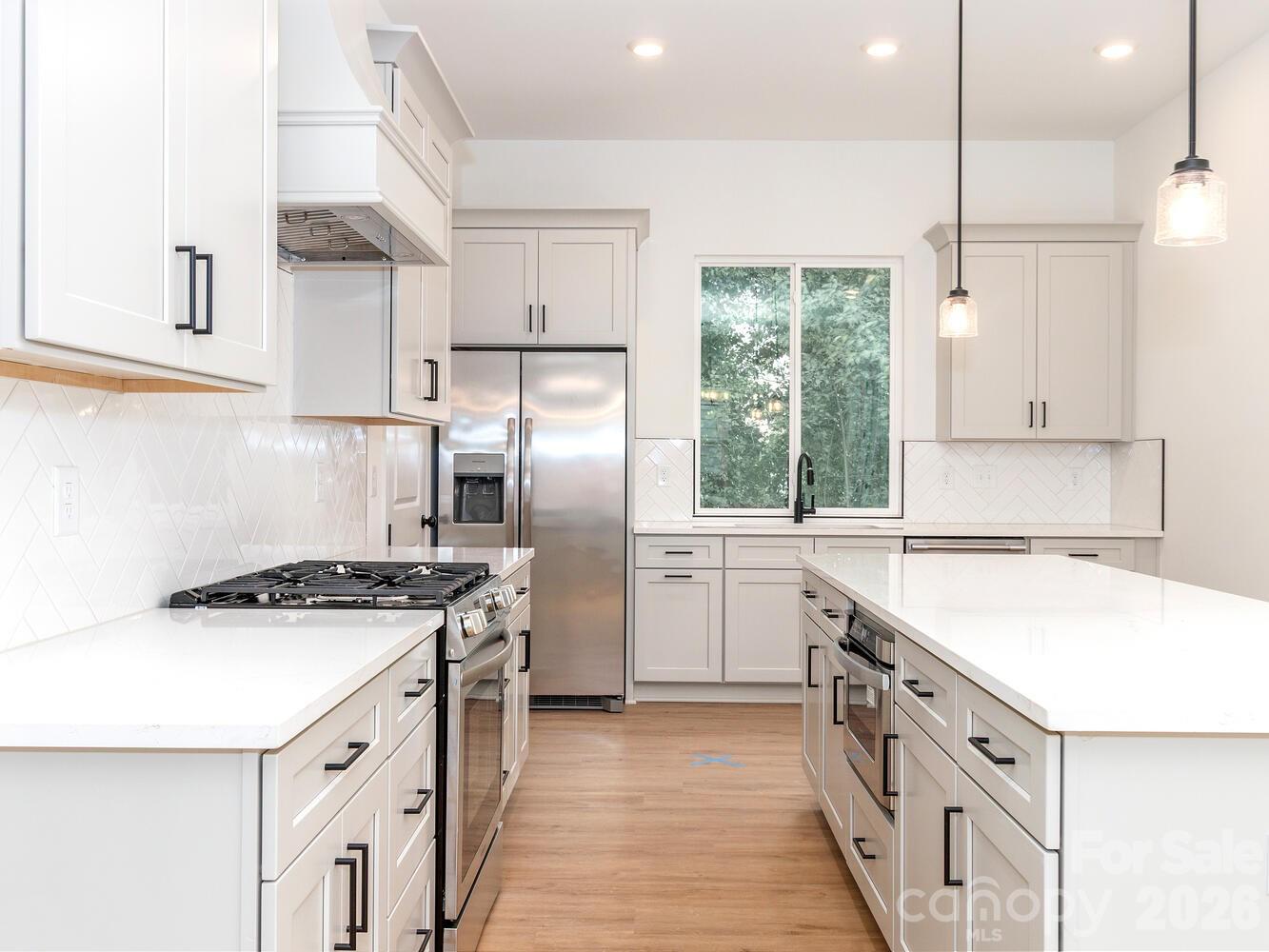 2501 Elon Street — Charlotte