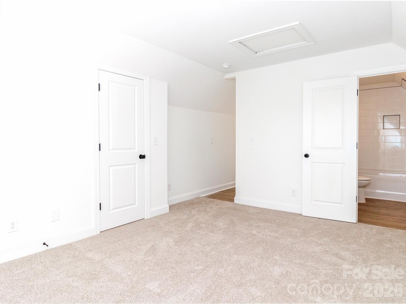 2501 Elon Street — Charlotte