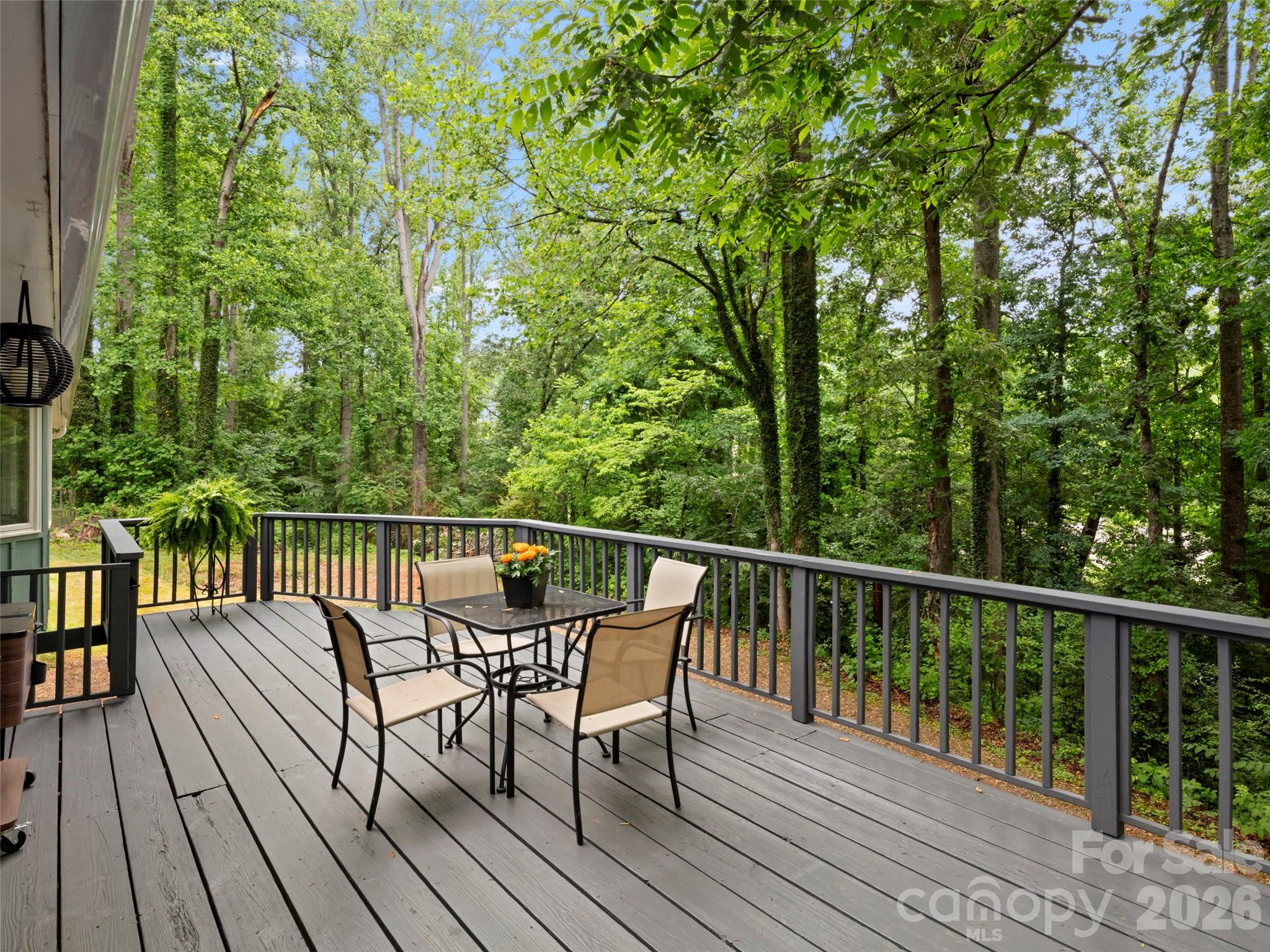 1 Glen Meadows Place — Arden