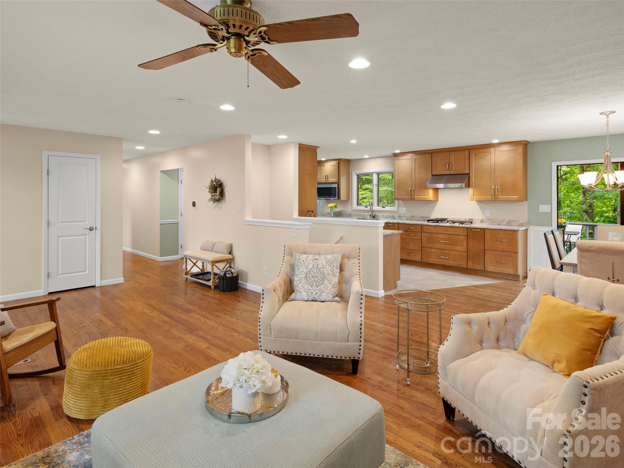 1 Glen Meadows Place — Arden