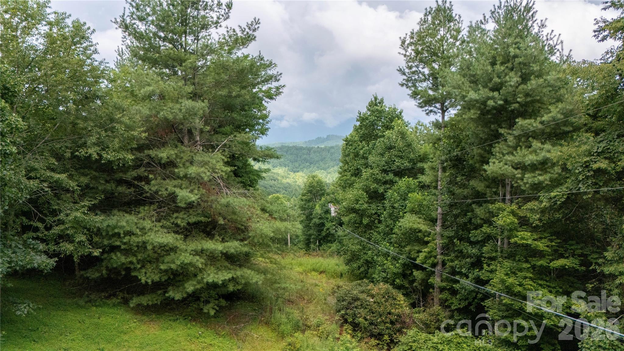 572 Blue Ridge Gem Stone Road — Spruce Pine